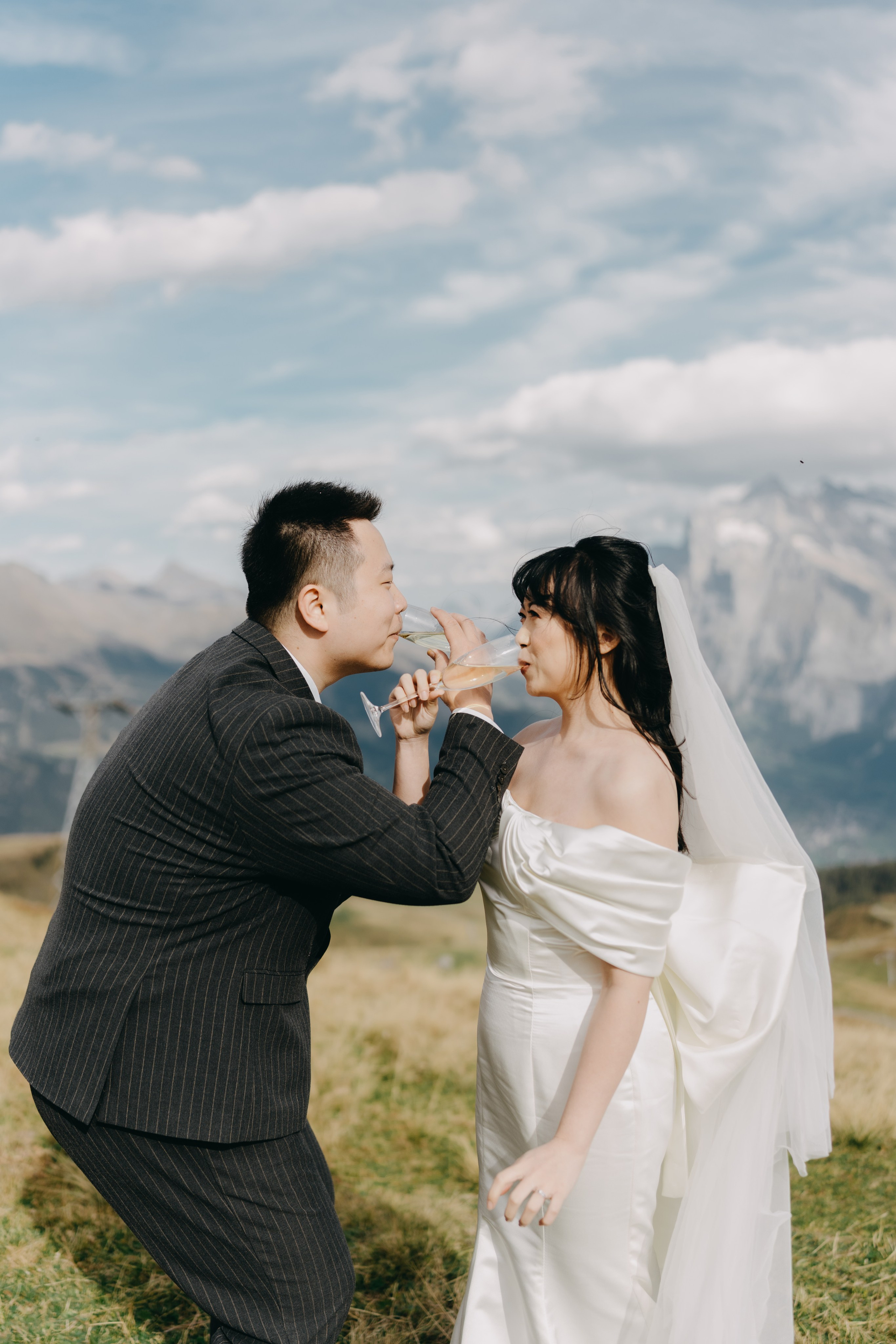 Élopement à Lauterbrunnen | Photographie de mariage. Photographe de Mariage Professionnelle — Genève & Suisse Romande | Tanya Creator