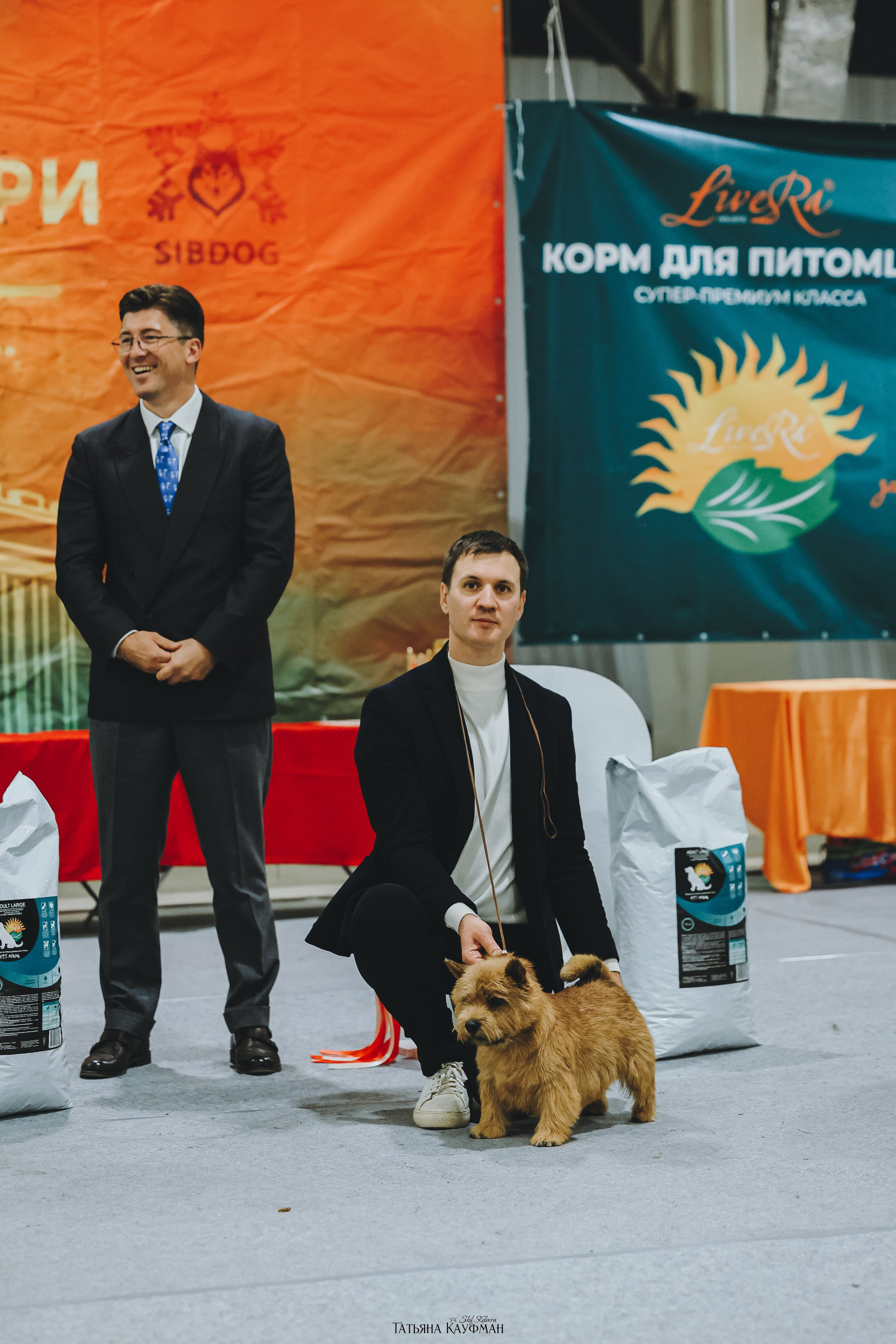 17.10.26 Рейтинговая выставка «Престиж Сибири» + САС ЧРКФ «Сибирский Вернисаж». Фотограф Анималист из Новосибирска Татьяна Кауфман