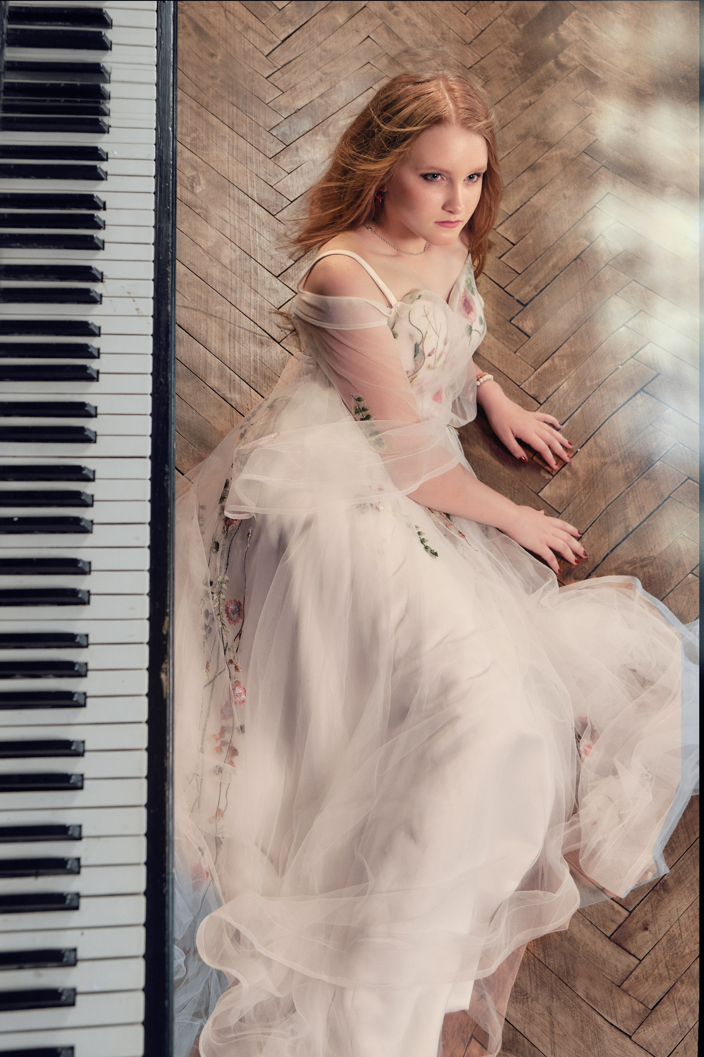 Фотосессия девушки в Самаре с макияжем и одеждой