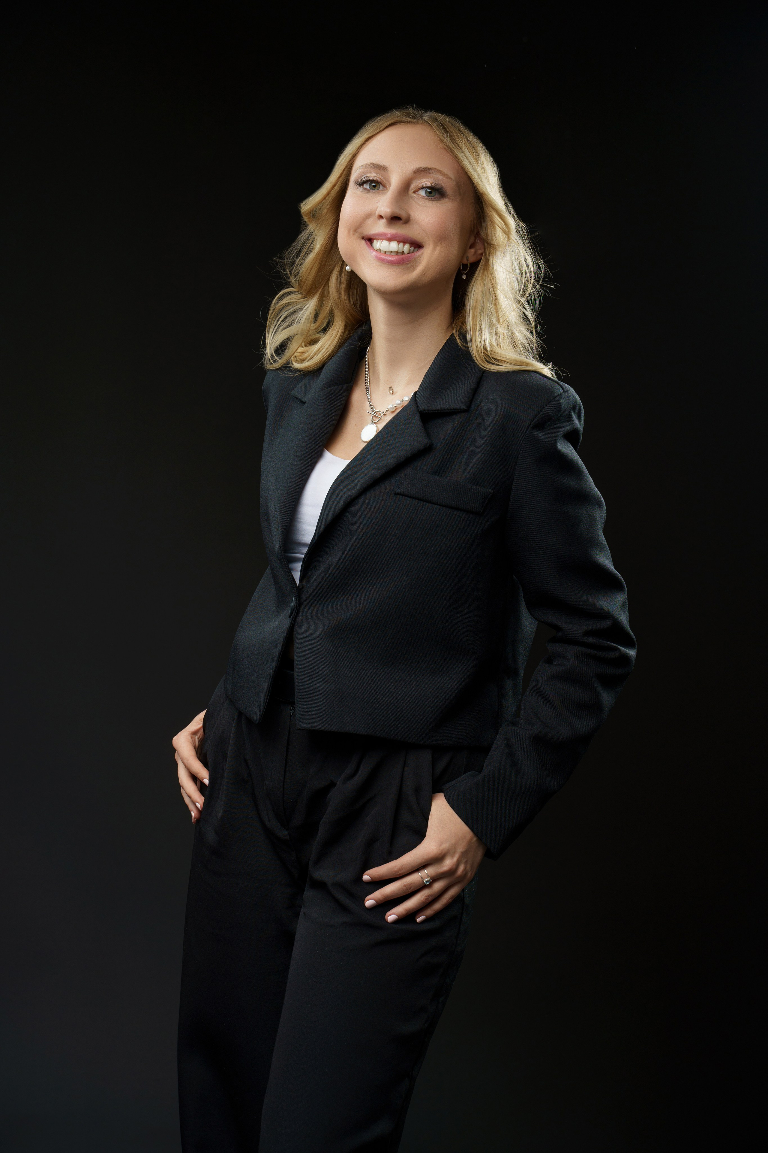 Бизнес-портрет. Школьная фотостудия «Like Moment» в Строгино