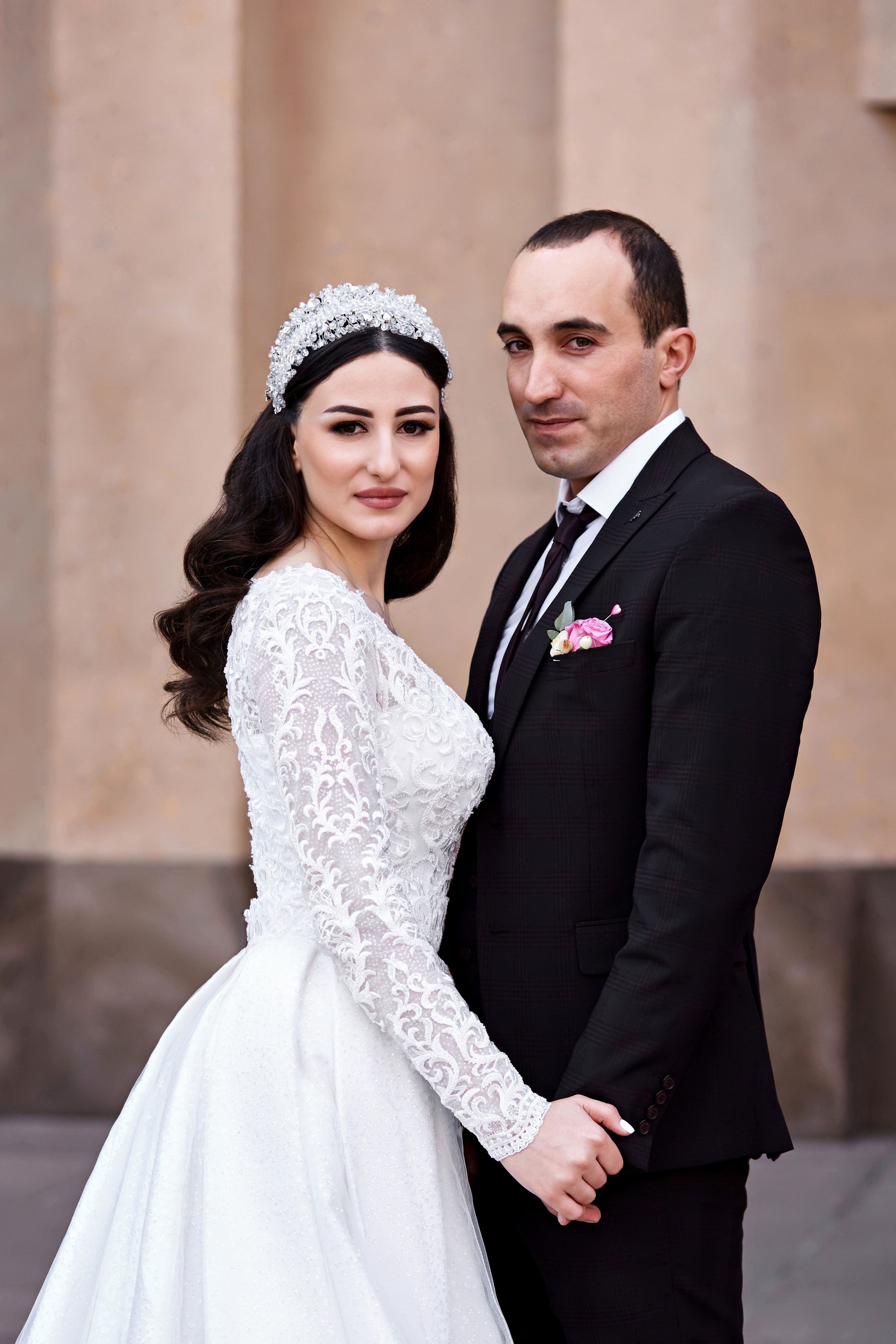 Аревик и Хенрик. Психолог онлайн Эльза Хасанова