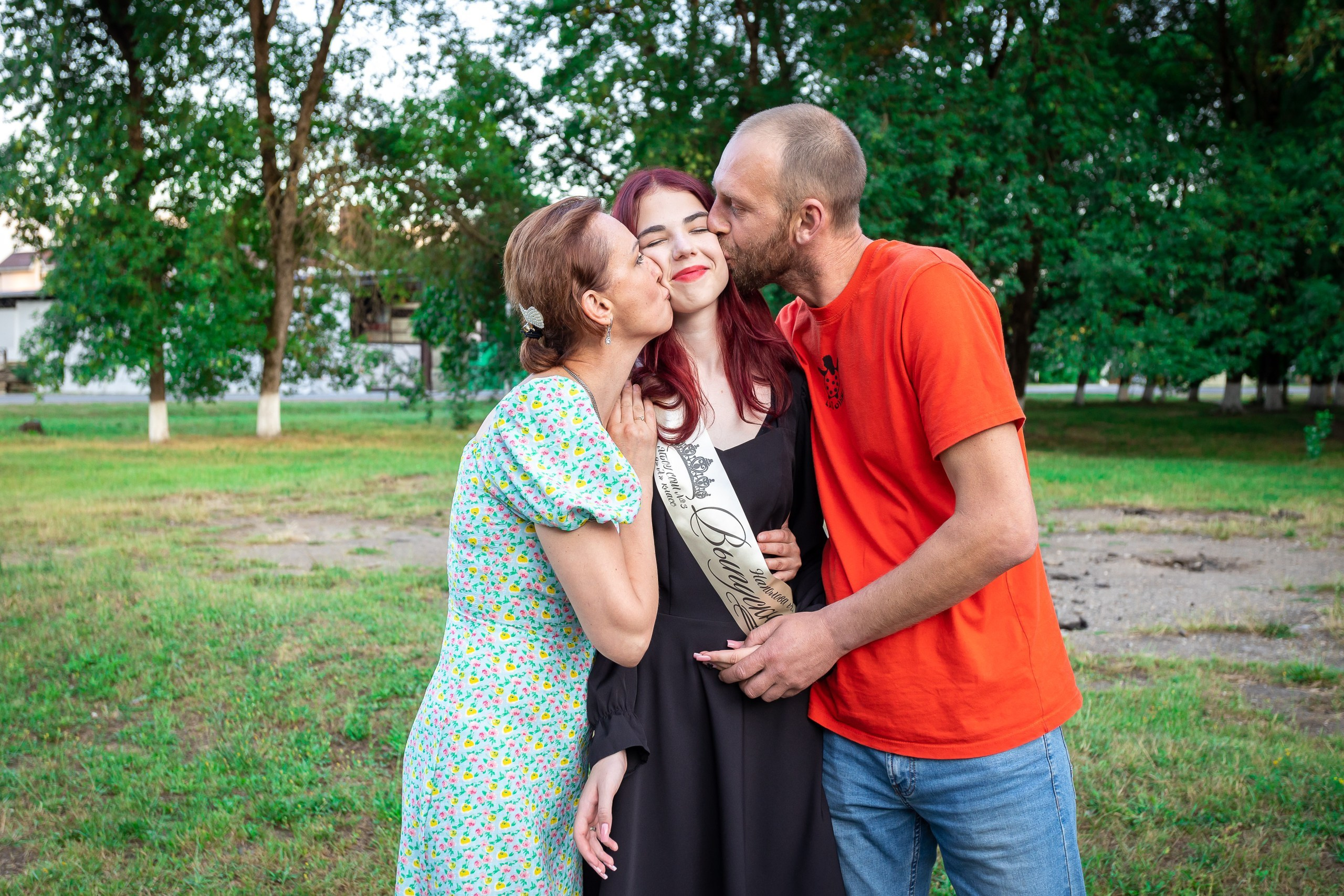 Вручение аттестата 2024 г. Выпускные альбомы Майкоп, Краснодар Елена Золотарева