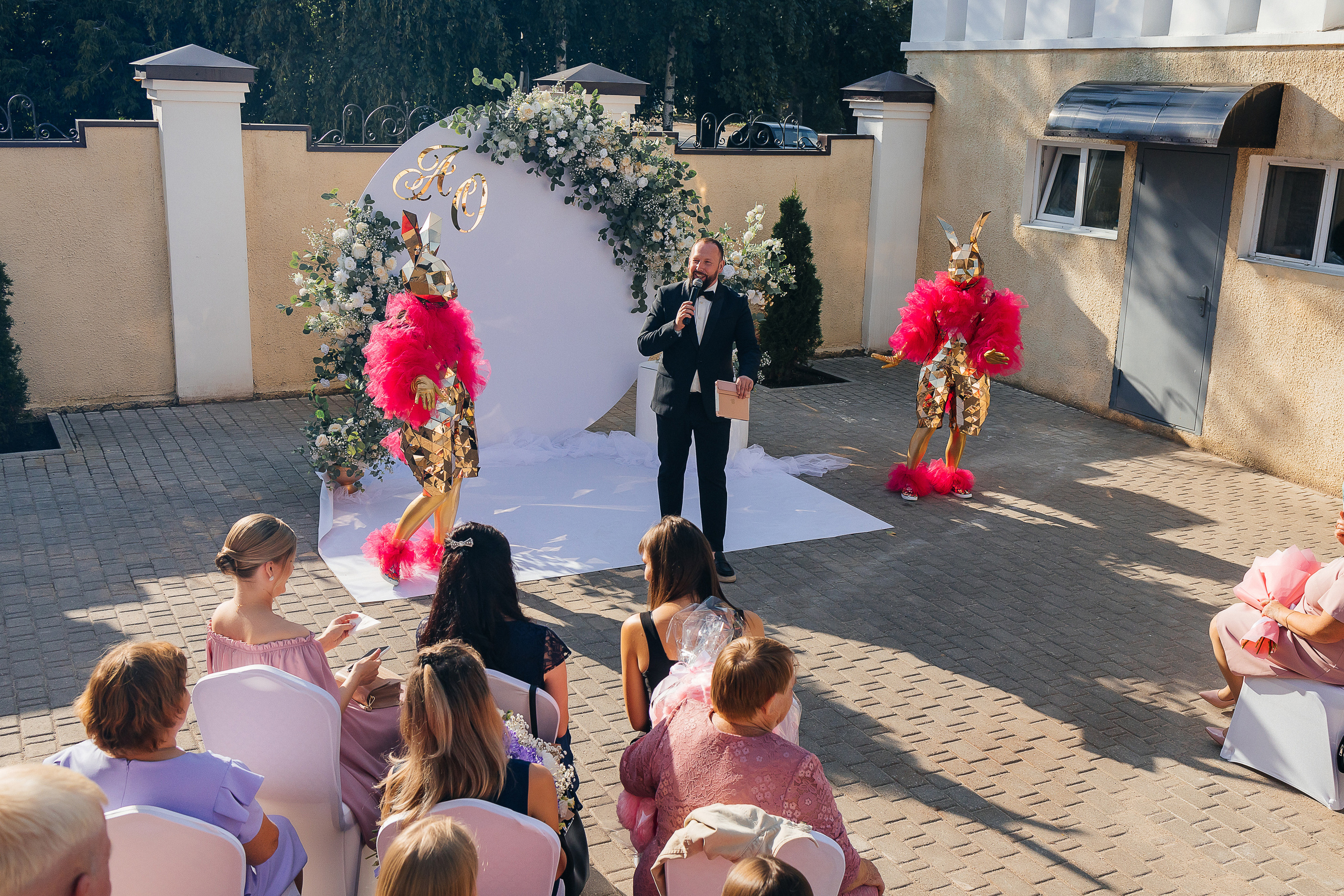 Завораживающая выездная церемония на свежем воздухе. Олег Сверчков | Свадебный фотограф Вологда