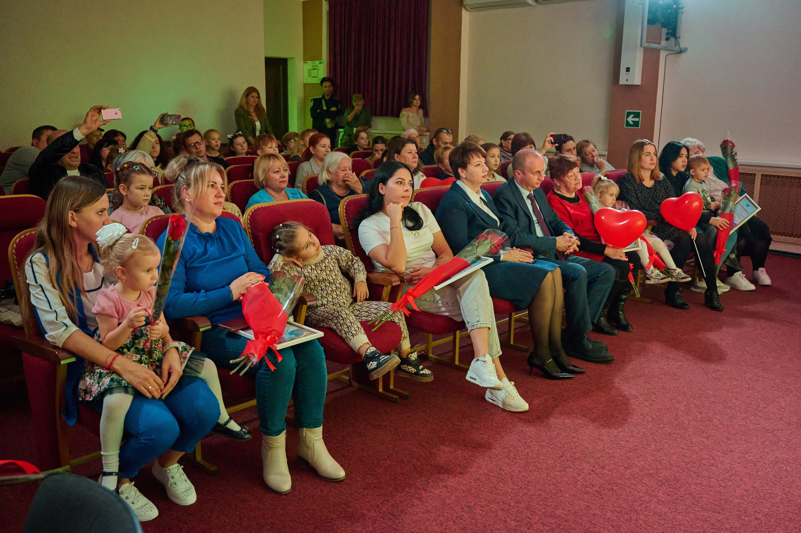 День матери ДК Виноградный. Жизнь курорта Кабардинка в фотографиях