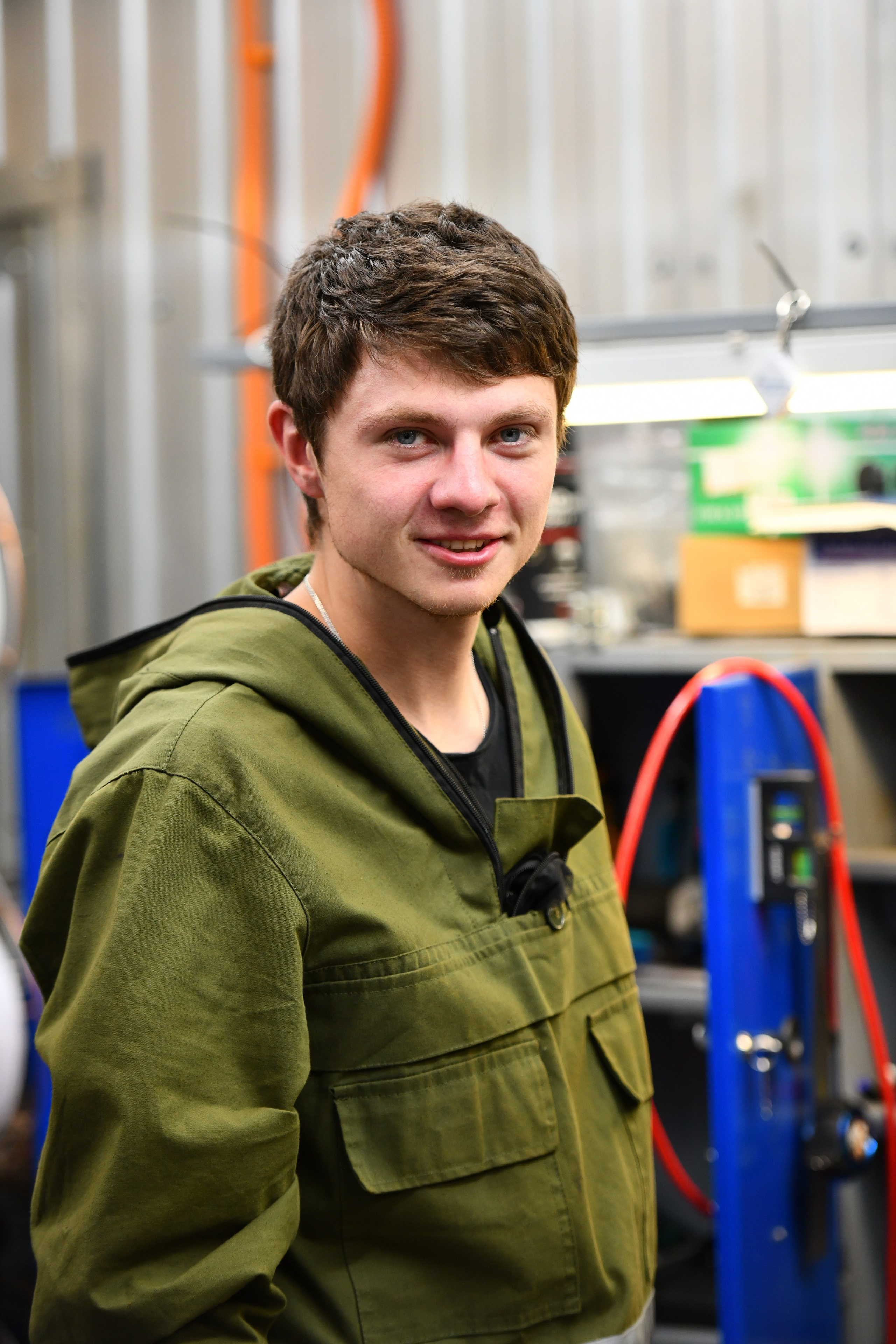 Репортаж с экскурсии на Завод ТРОМ. Репортажный и семейный фотограф — Шелихов Сергей