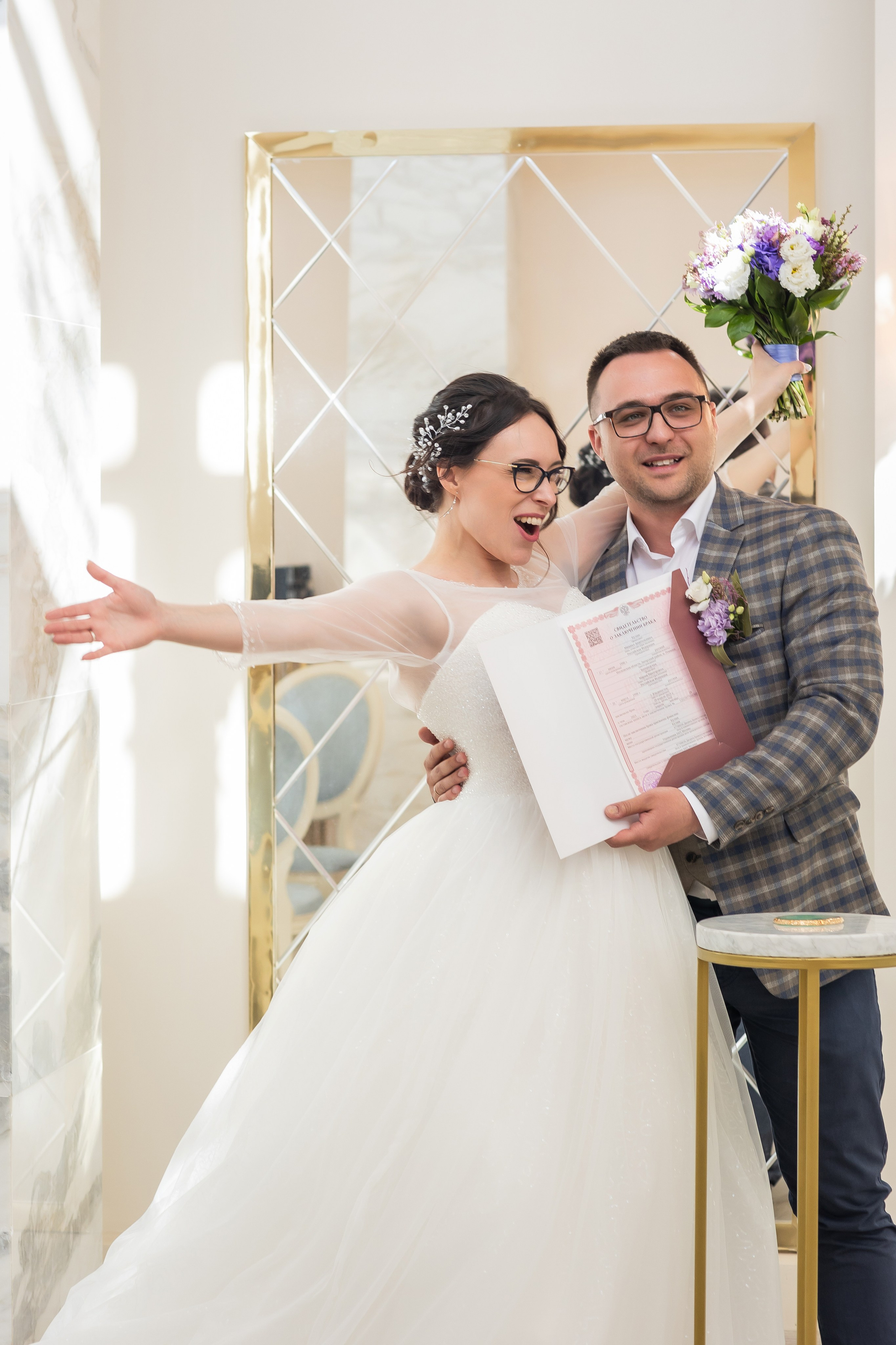 Миша и Маша. Весенняя свадьба 18.04.2023. Семейный фотограф в Москве Наталья Чуб, заказать Фотокнигу