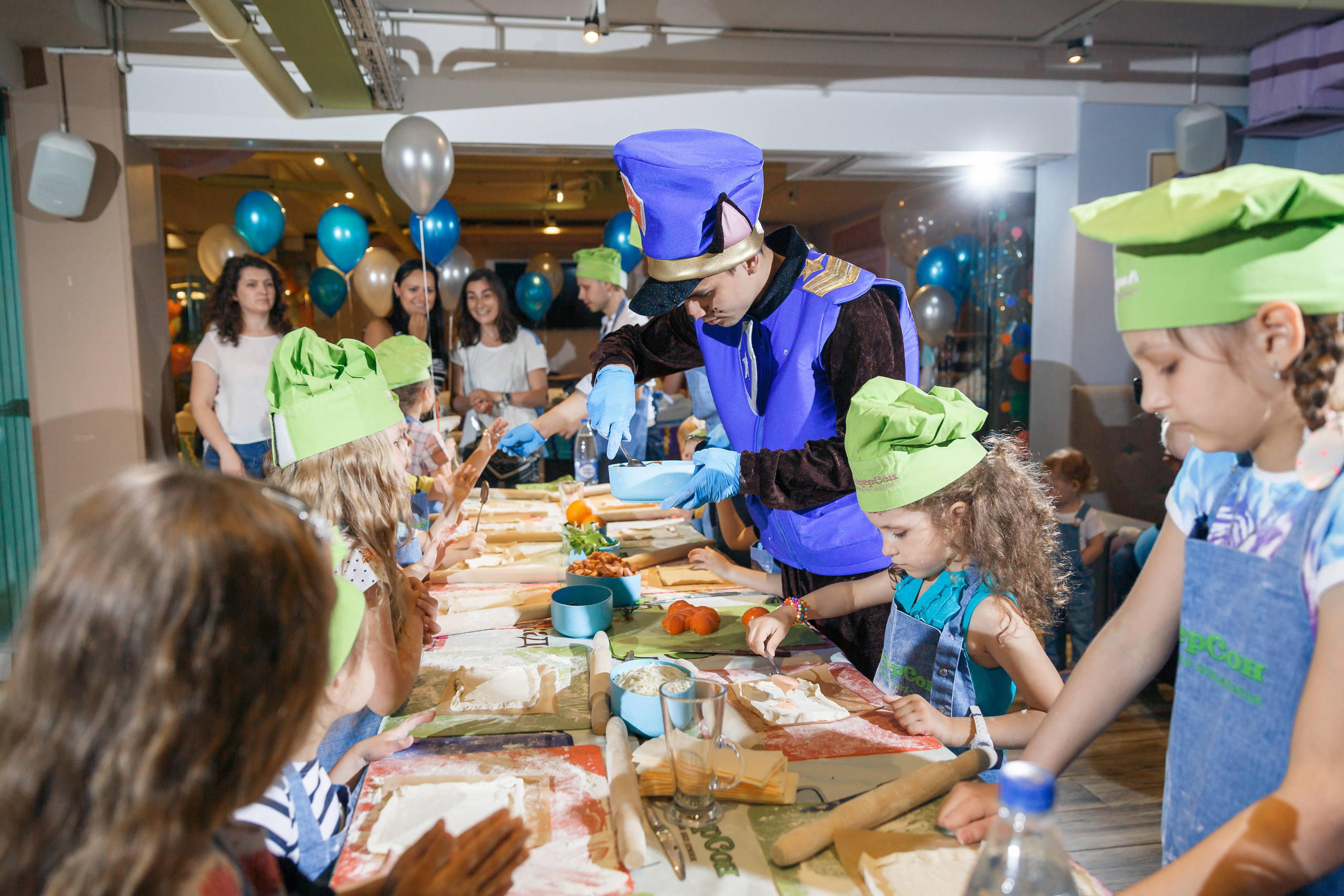 Фотосессия на детский день рождения в Королеве кафе Андерсон