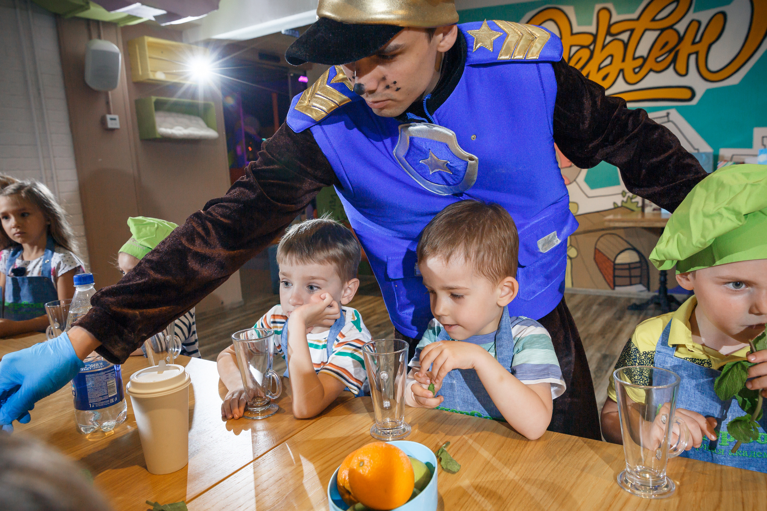 Фотосессия на детский день рождения в Королеве кафе Андерсон