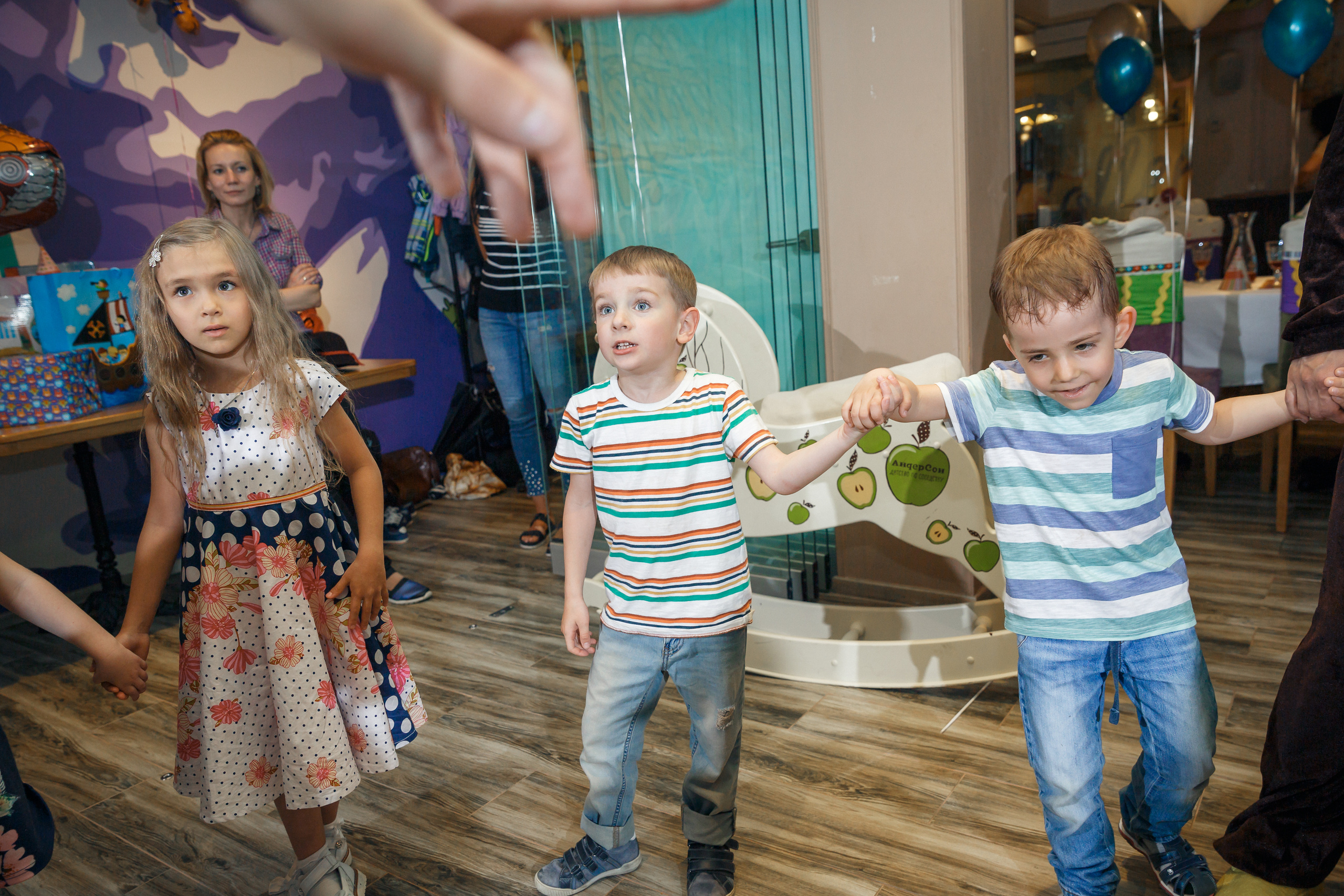 Фотосессия на детский день рождения в Королеве кафе Андерсон