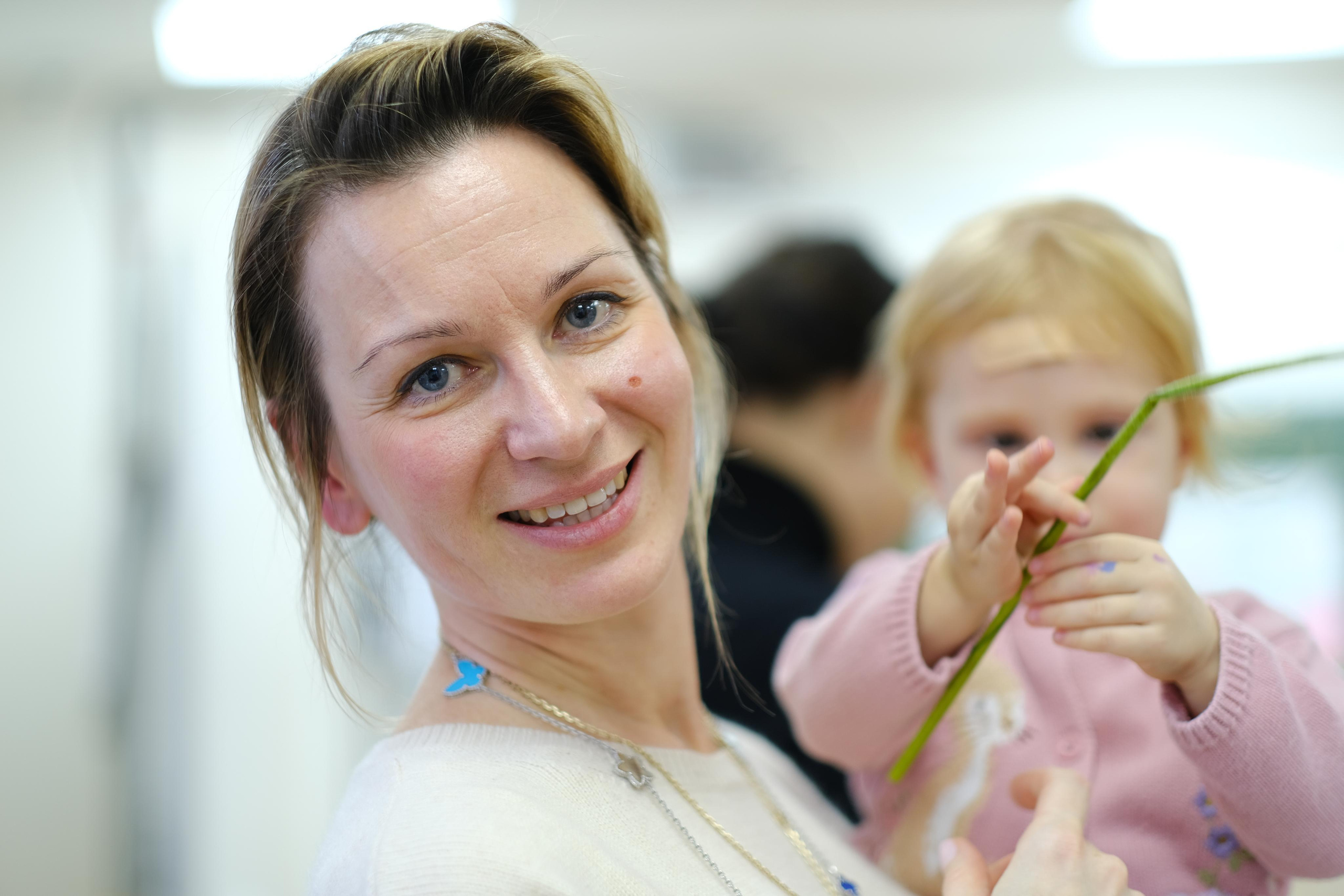 День мамы! Дети устроили своим мамам замечательный праздник. Фотограф в Москве Ирина Иванова
