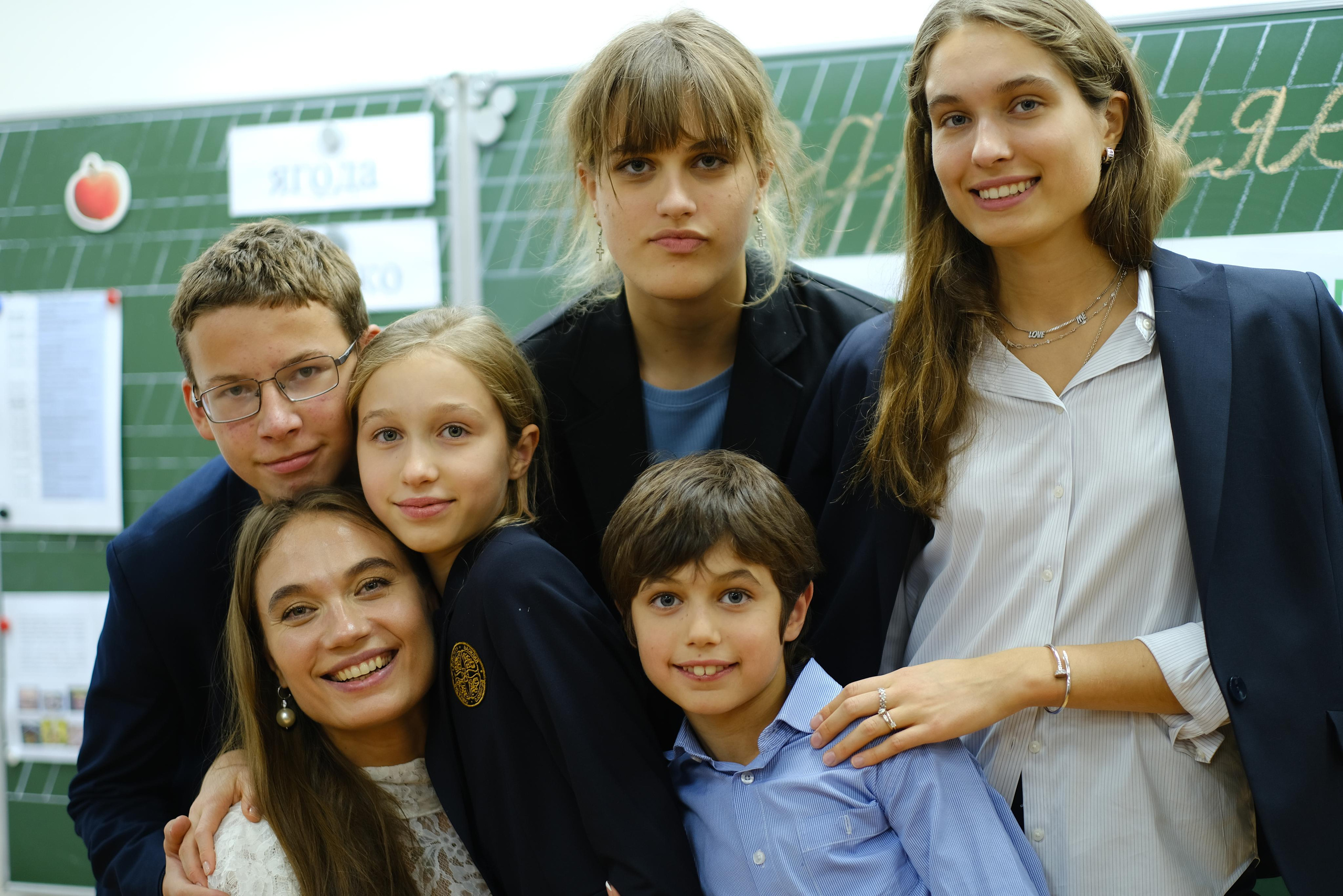 День мамы! Дети устроили своим мамам замечательный праздник. Фотограф в Москве Ирина Иванова