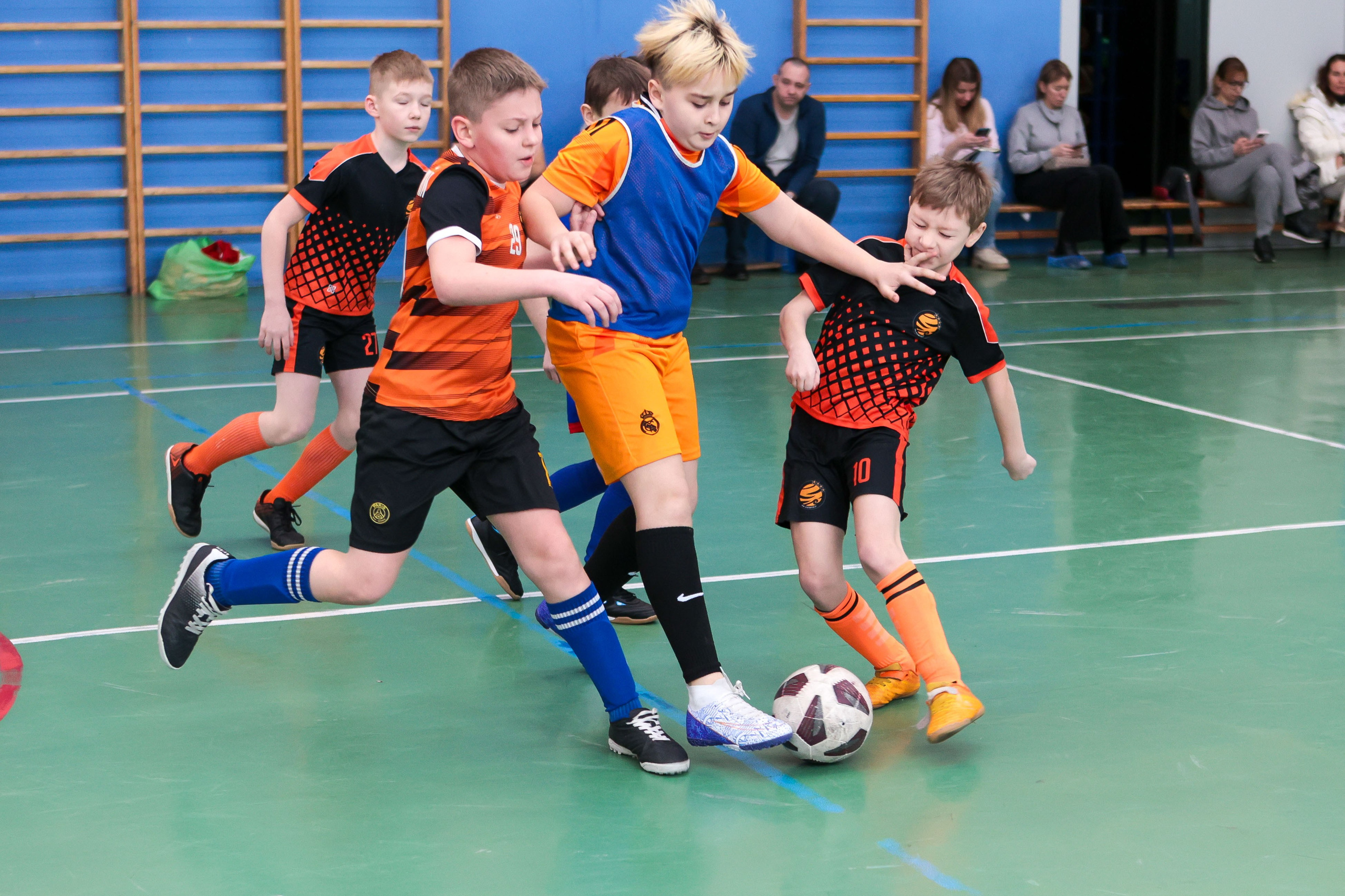 Футбол школа 429 14-15 год. Выпускные альбомы и школьный фотограф в Подольске, Троицке, Щербинке, Москве и Московской области