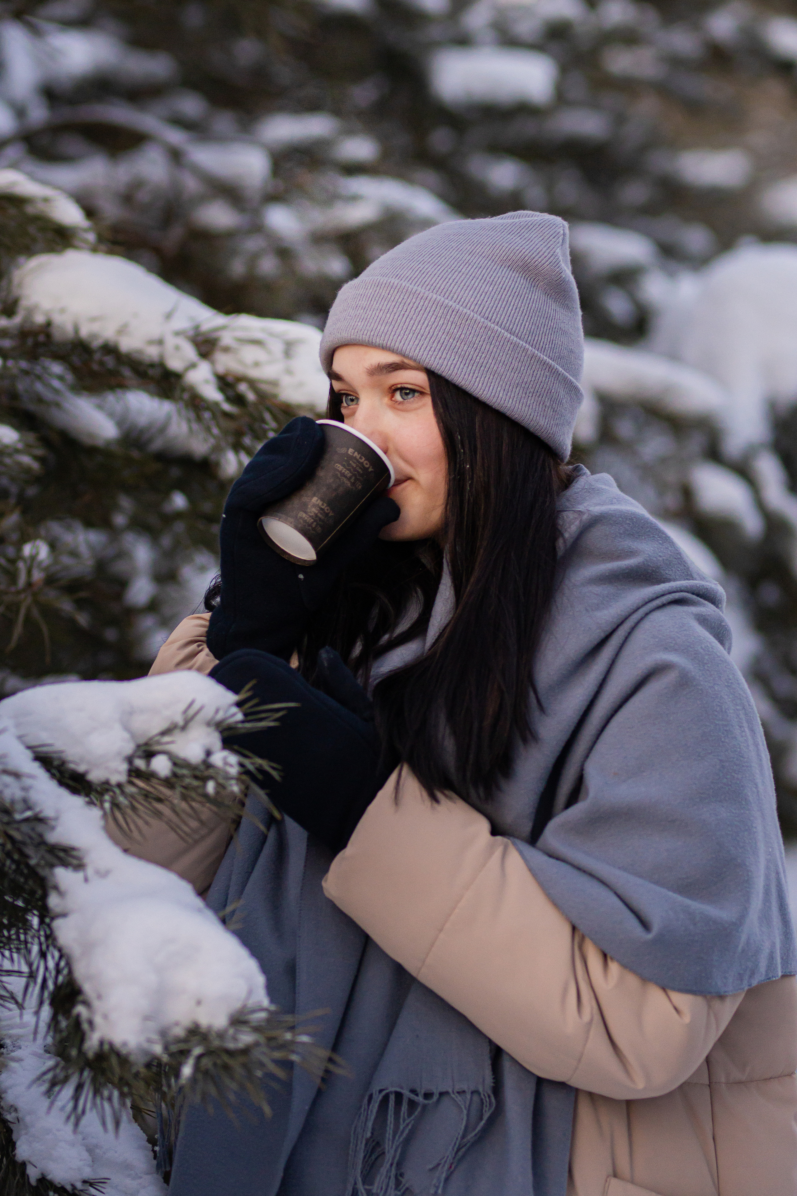 Фотосессия в еловом лесу Подружки
