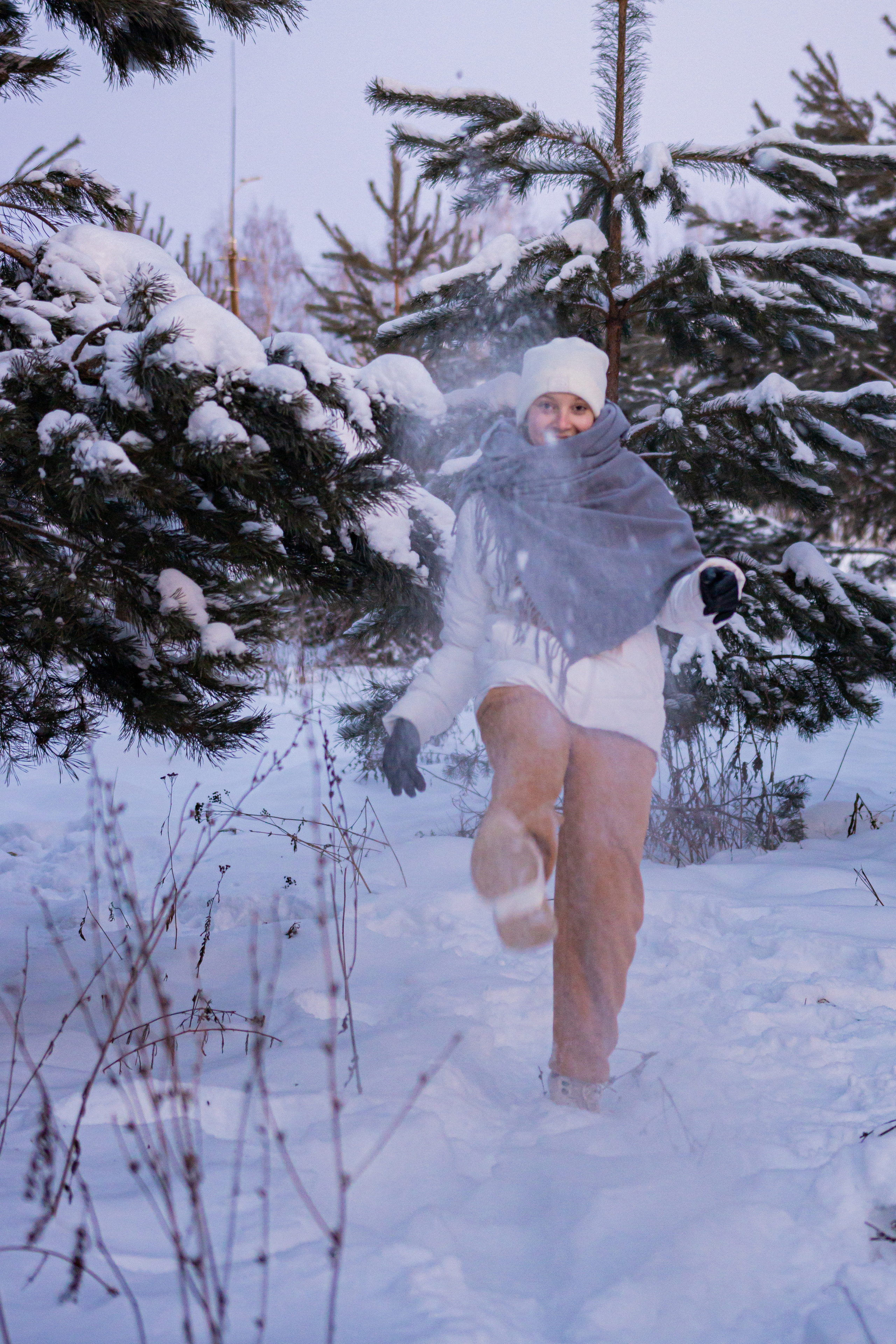 Фотосессия в еловом лесу Подружки
