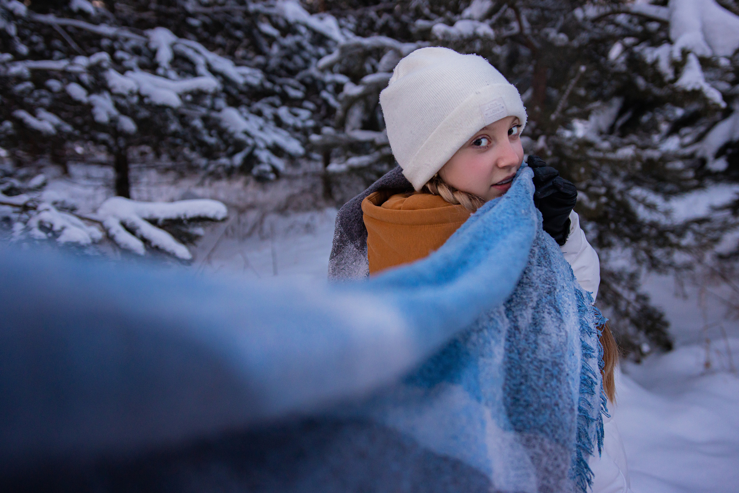 Фотосессия в еловом лесу Подружки