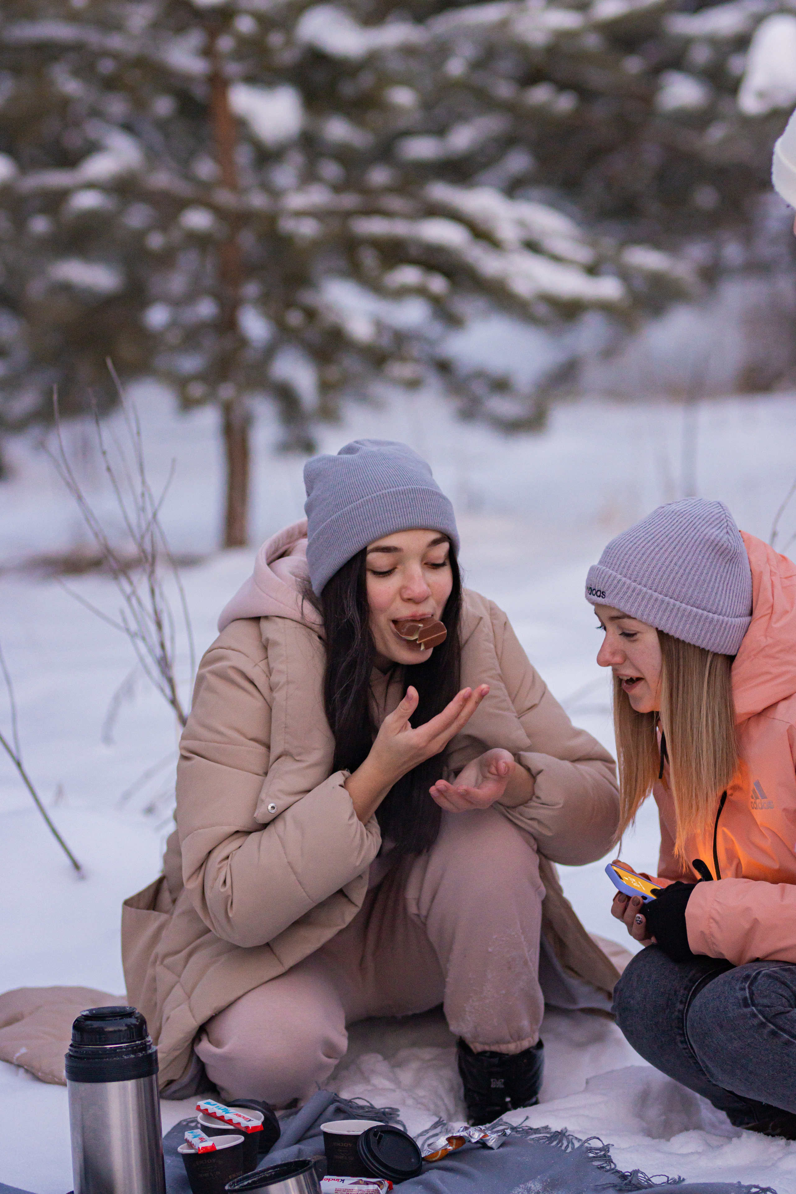 Фотосессия в еловом лесу Подружки
