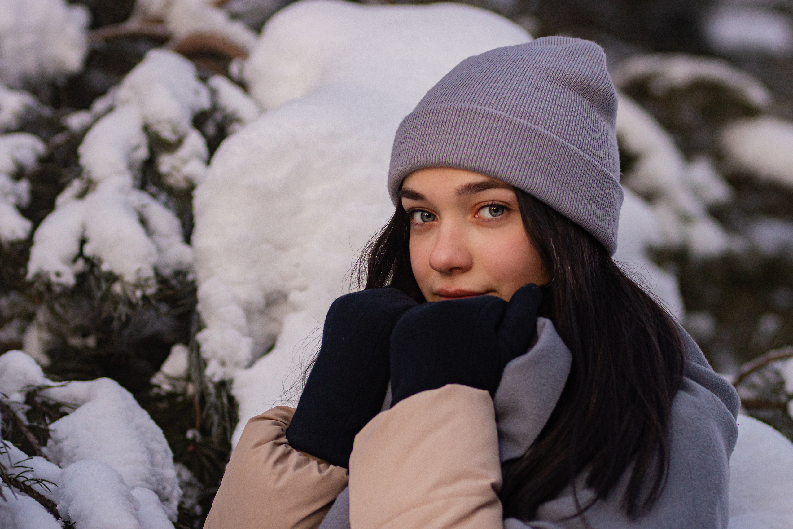 Фотосессия в еловом лесу Подружки
