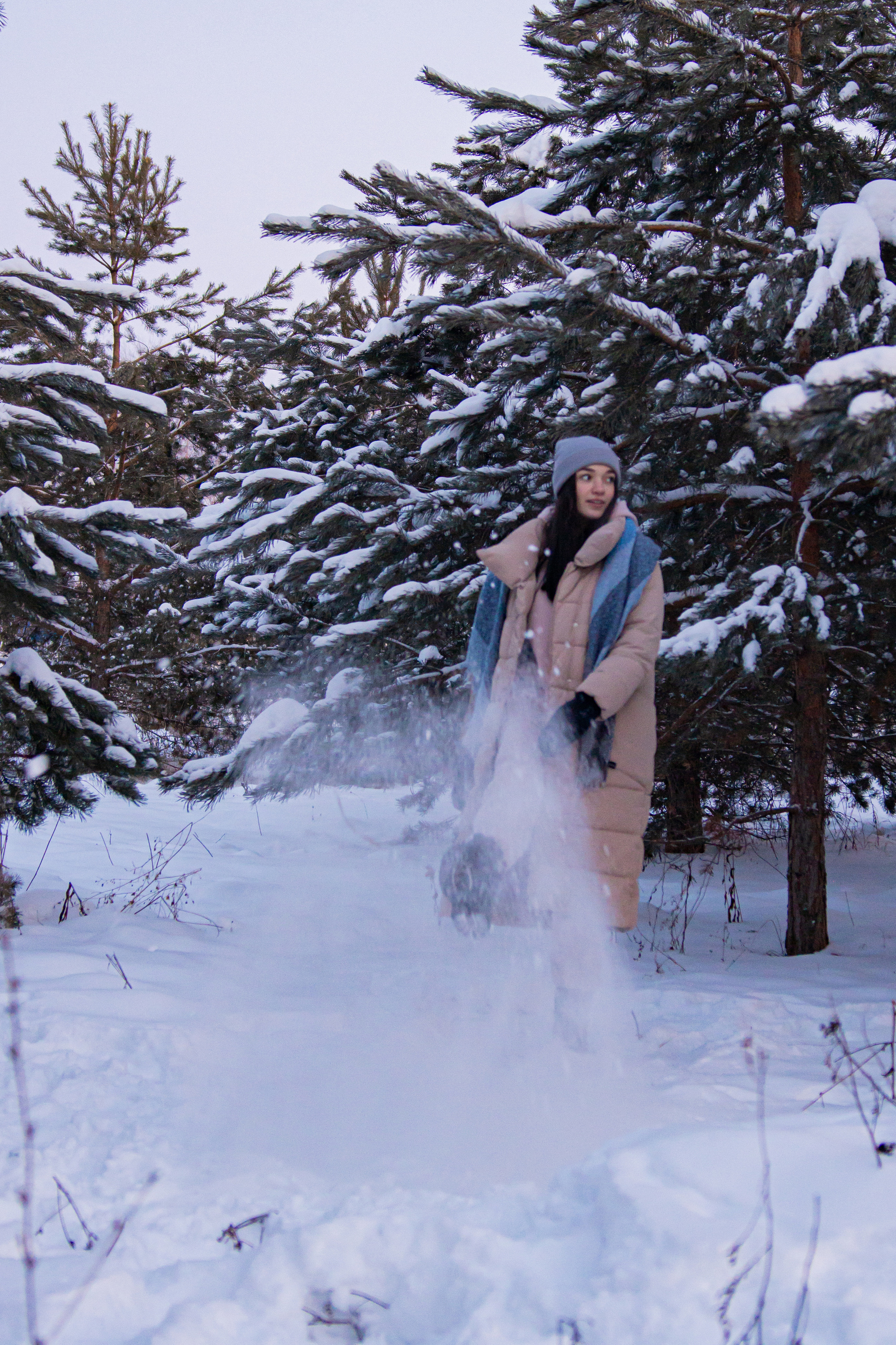 Фотосессия в еловом лесу Подружки