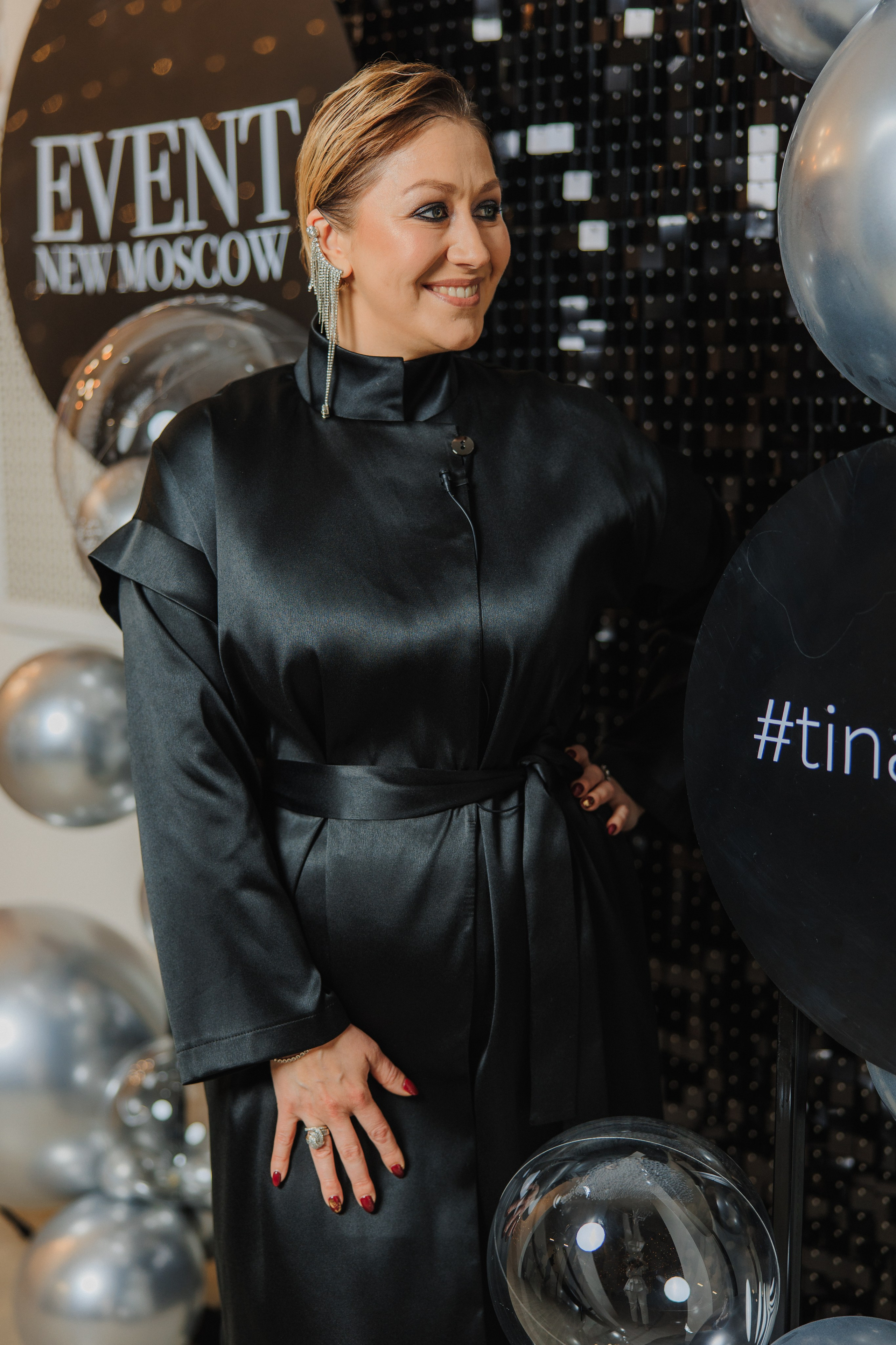 Ведущая мероприятий Анастасия ЮНИСОВА