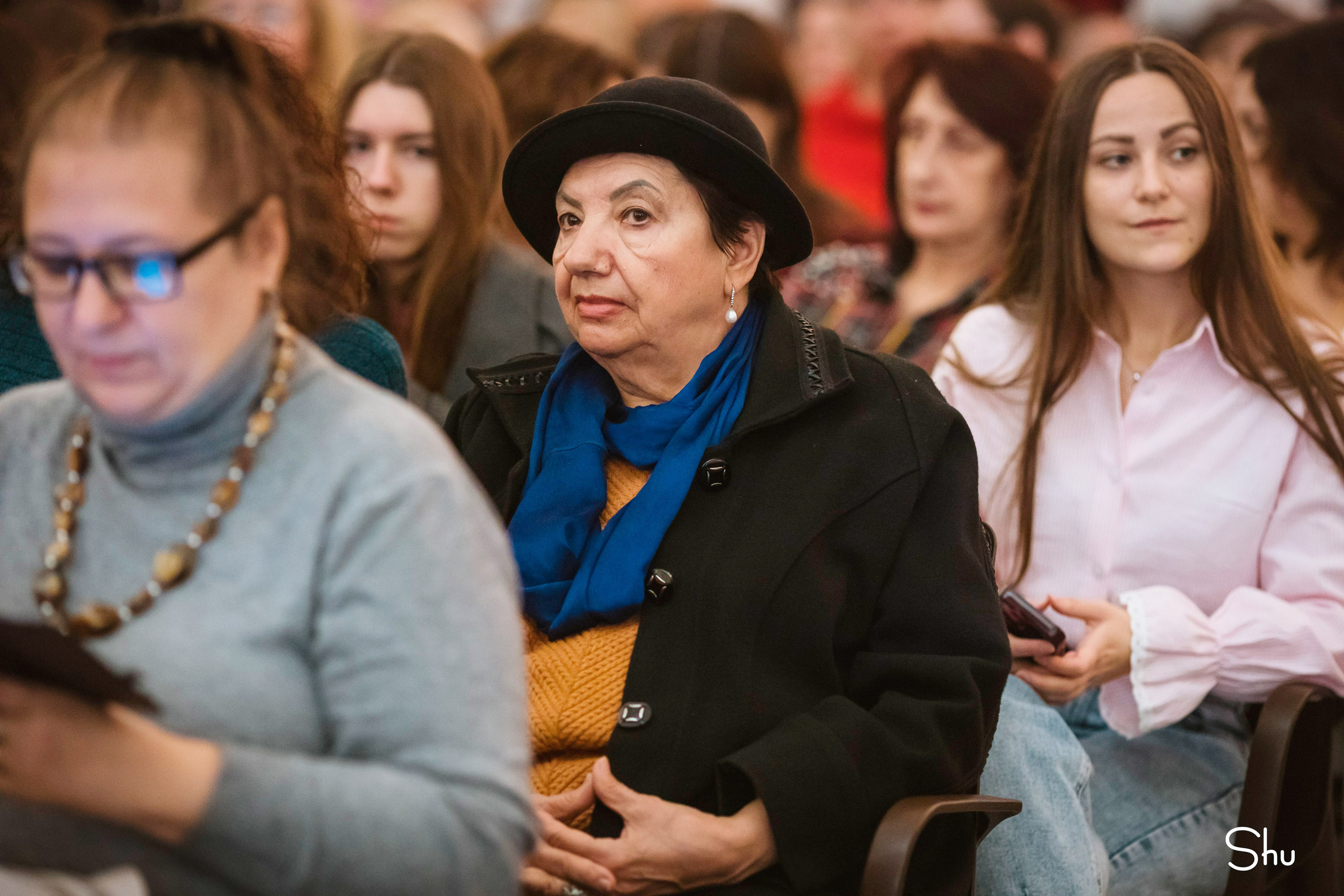 Нижегородская книжная ярмарка 2026. Репортажный фотограф в Нижнем Новгороде — Екатерина Шугаева