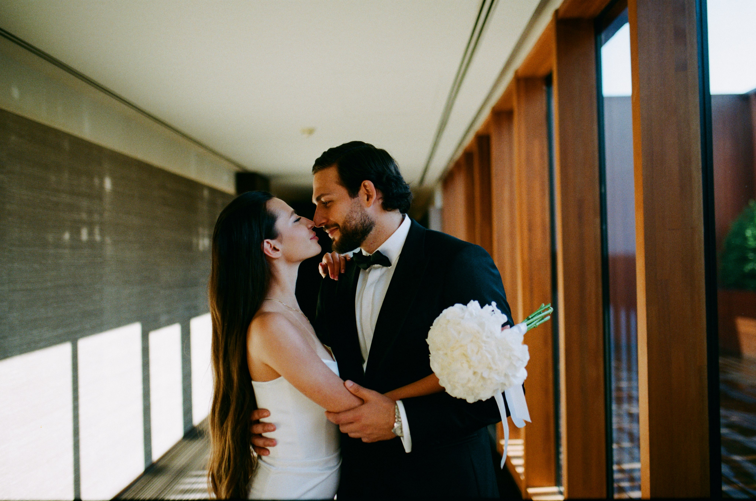 Свадебная фотография на плёнку. Александр Чернин. Семейный и событийный фотограф