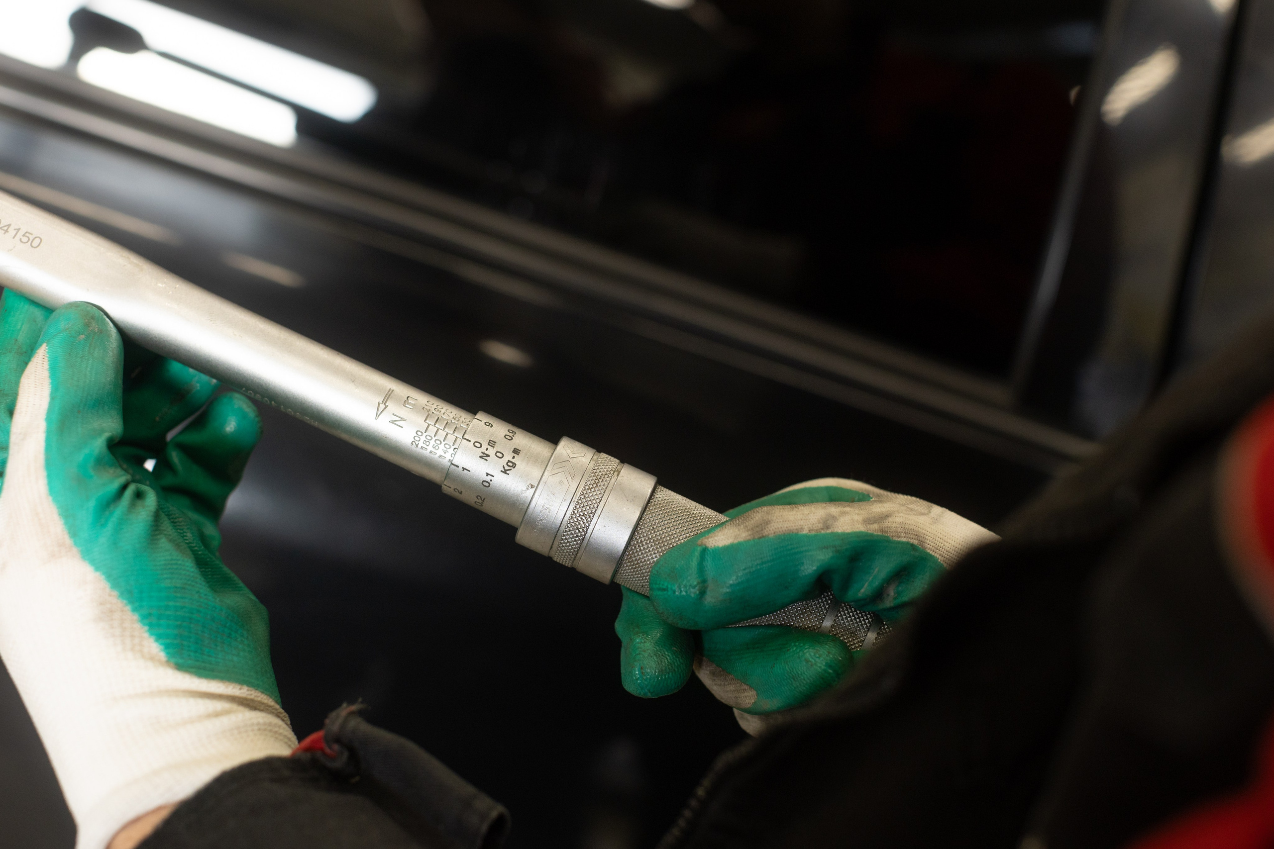 Регулировка усилия при затяжке колеса