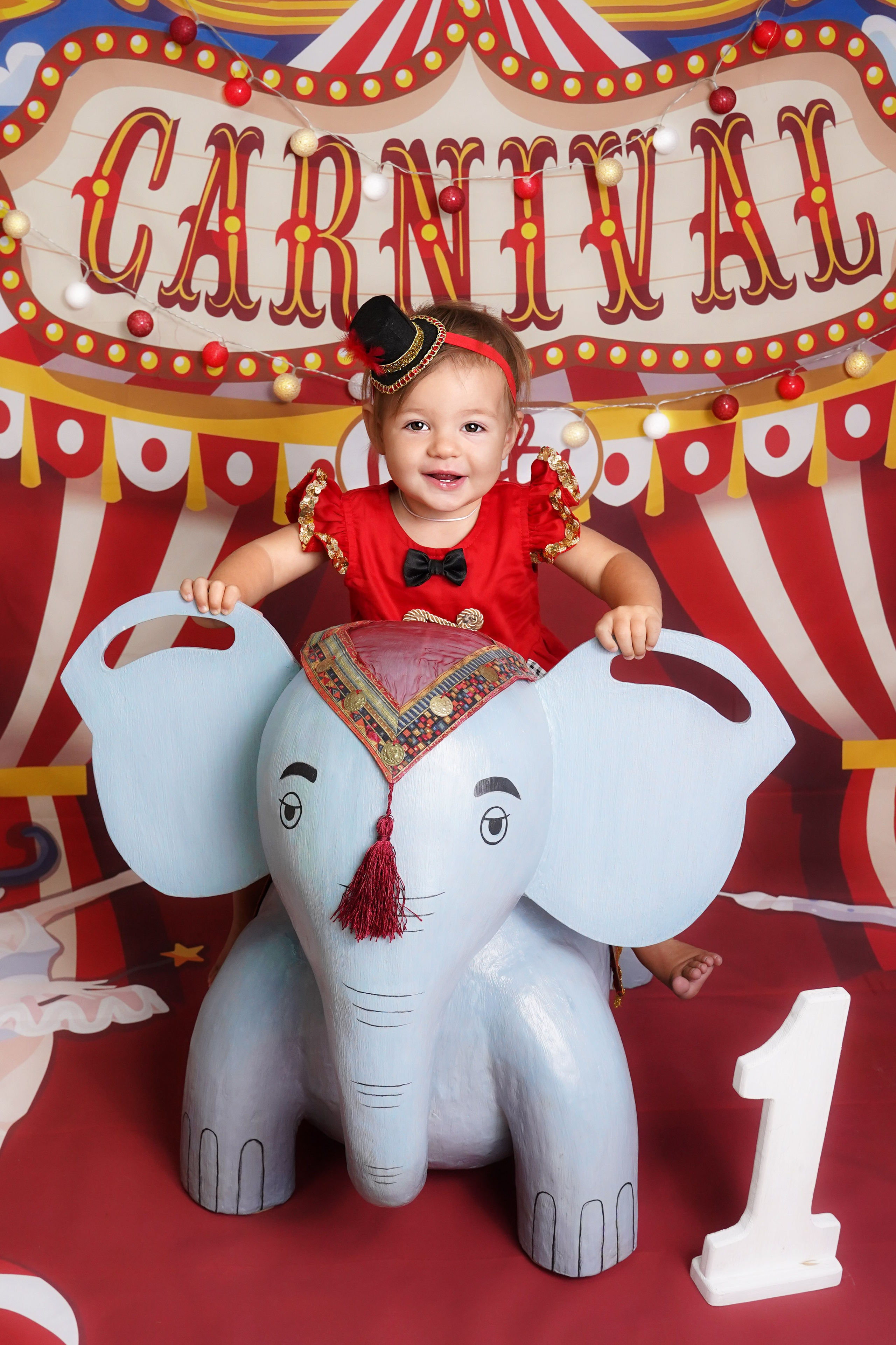 Фотосессия ГОДОВАСИЕ. Фотограф новорожденных, детей до года и беременных в Симферополе