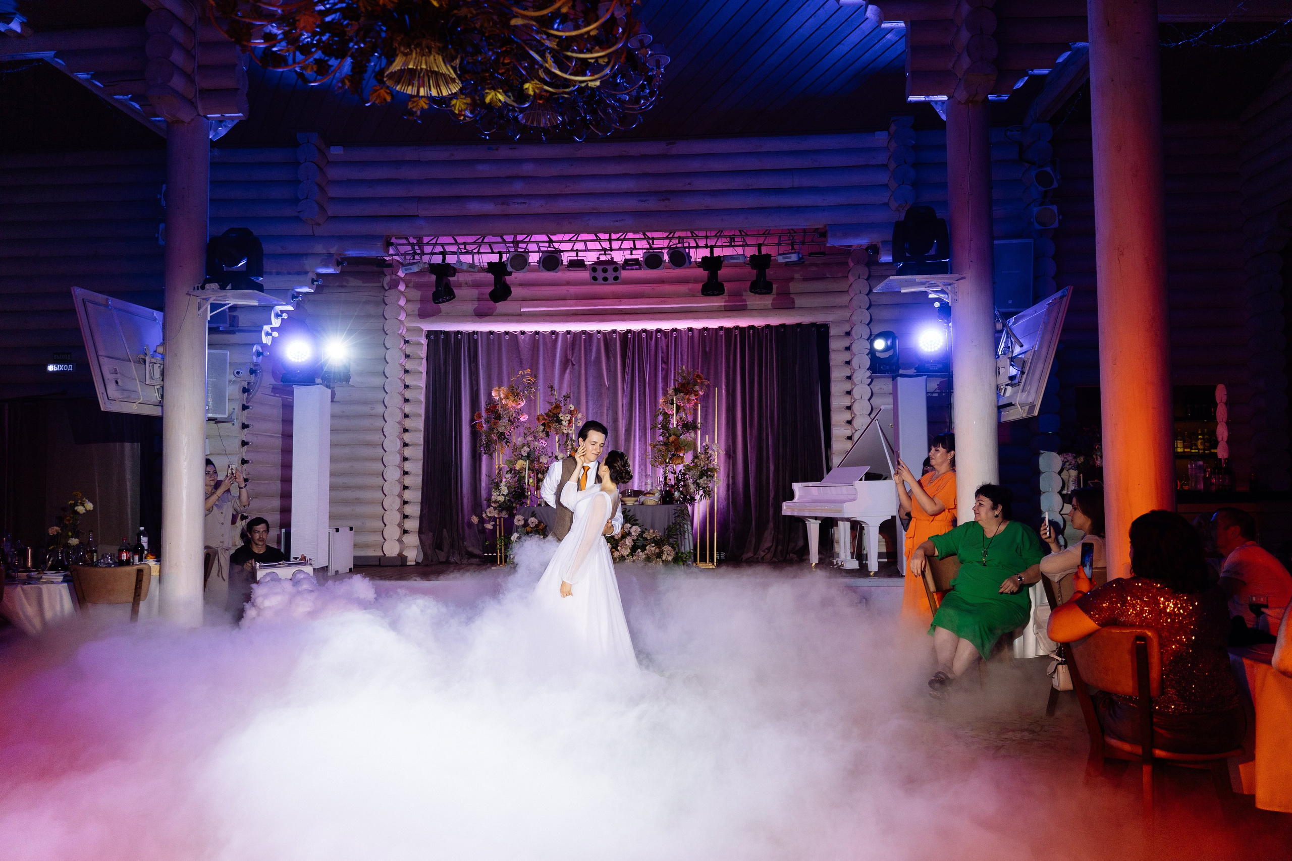 Свадьба Олега и Виктории в клубе «Ближняя дача»