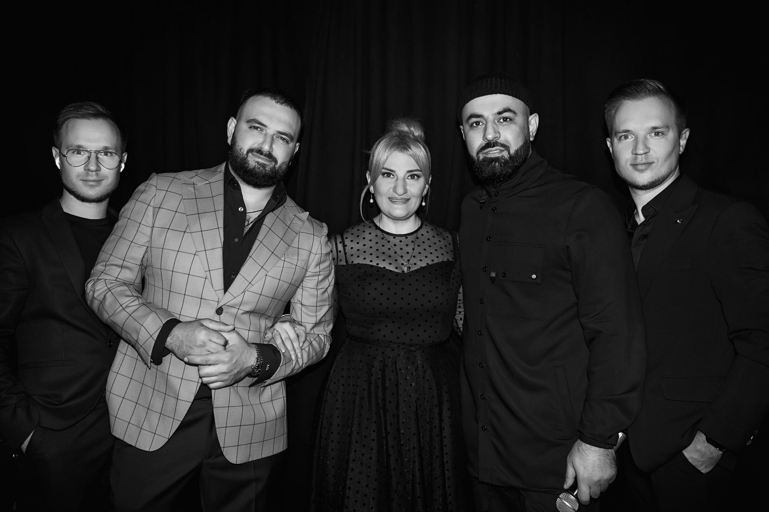 TWINS STUDIO в Пятигорске. Лучшие фотографы и видеографы России. ТВИНС СТУДИО — лучшие свадебные фотографы и видеографы в Краснодаре