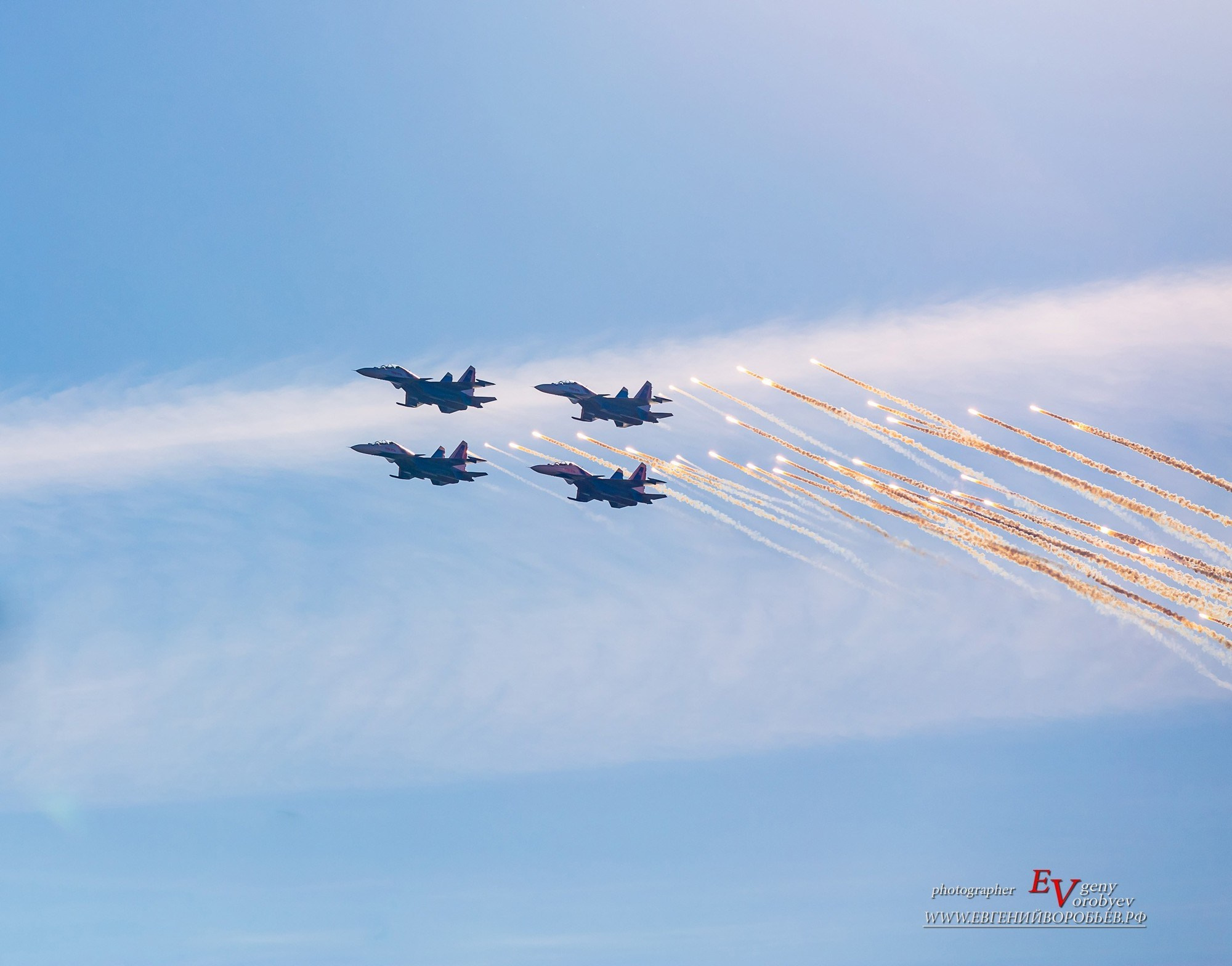 Репортажная фото видеосъёмка репортажей фотограф в Красноярске цена стоимость заказать забронировать услуги фоторепортаж видеосъёмка дрон