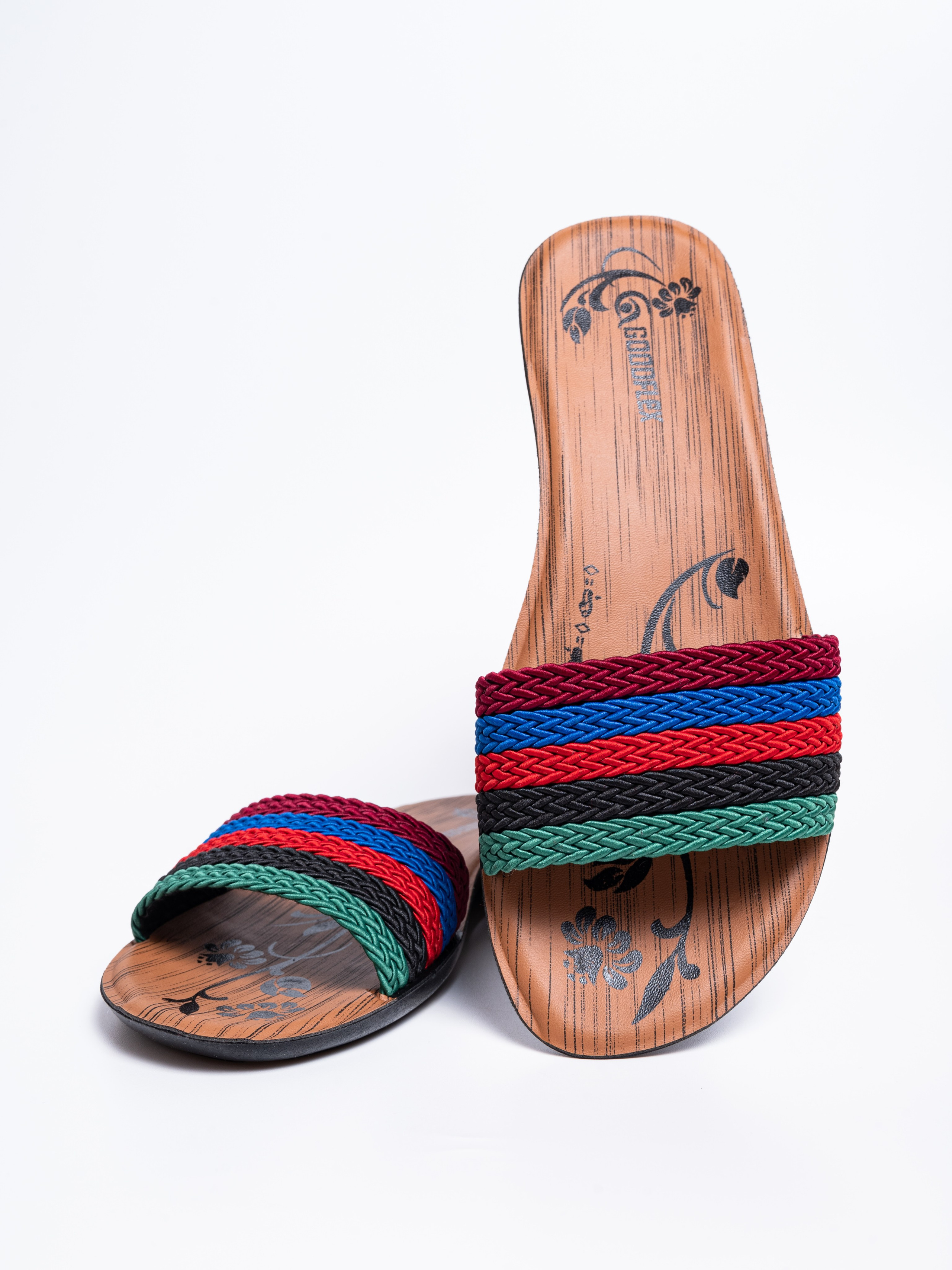 Тапочки. Предметный фотограф, фото для маркетплейсов Пятигорск, КМВ