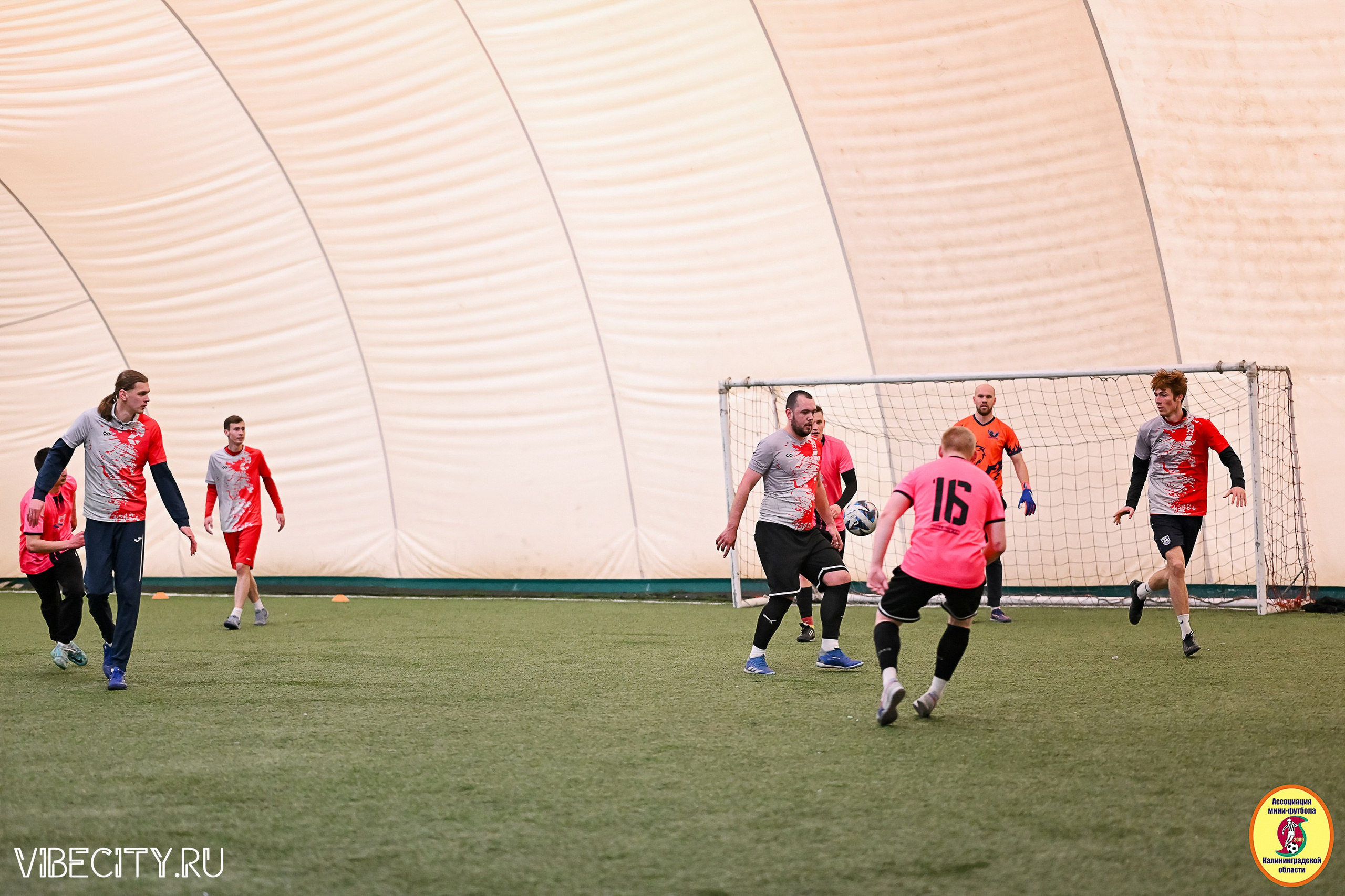 Награждение Премьер-Лига 6×6. VIBECITY.RU Вайб Сити Ру Фоторепортажи Фотоотчеты Калининград