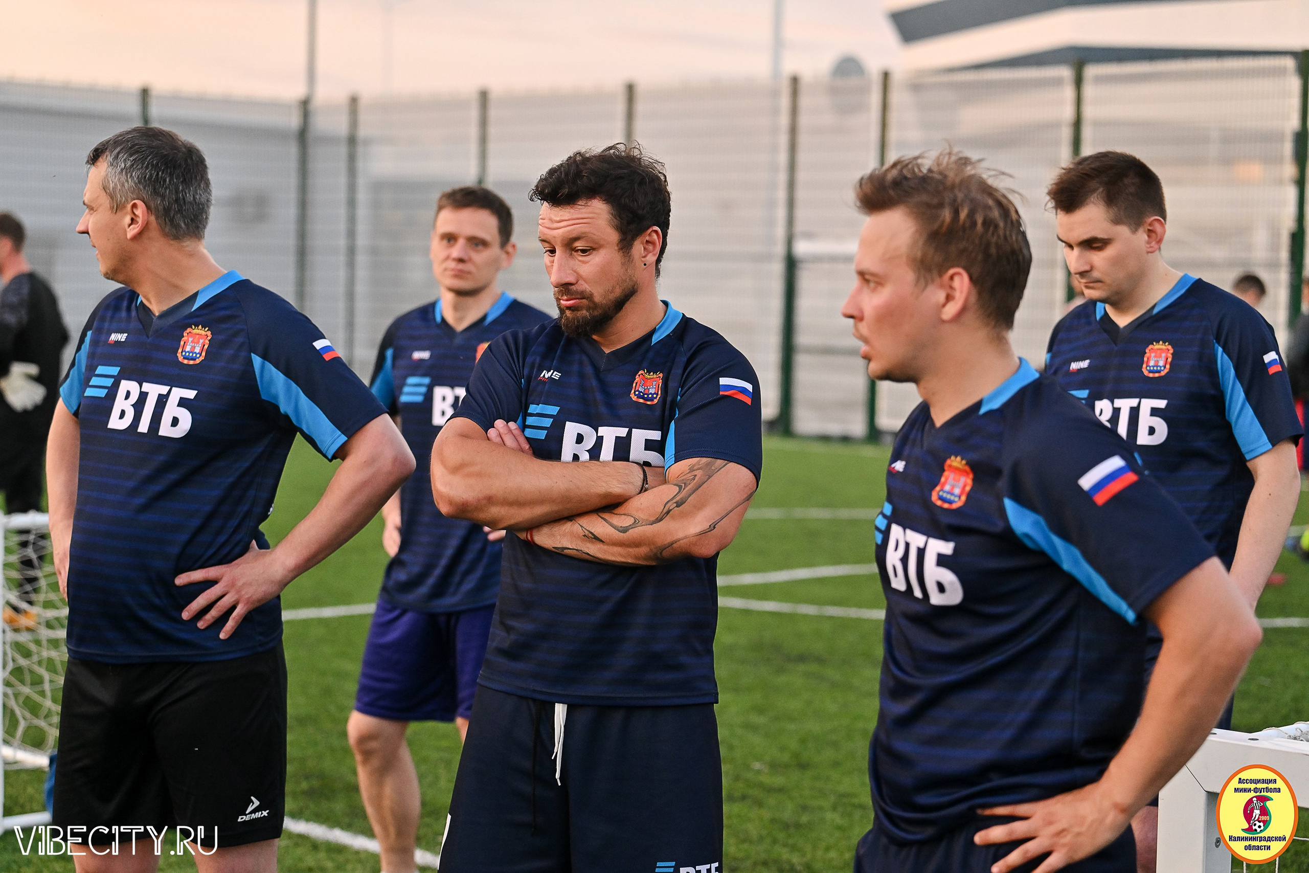 ИГРЫ МИНИ-ФУТБОЛЬНОЙ И КОРПОРАТИВНОЙ ЛИГИ. VIBECITY.RU Вайб Сити Ру Фоторепортажи Фотоотчеты Калининград