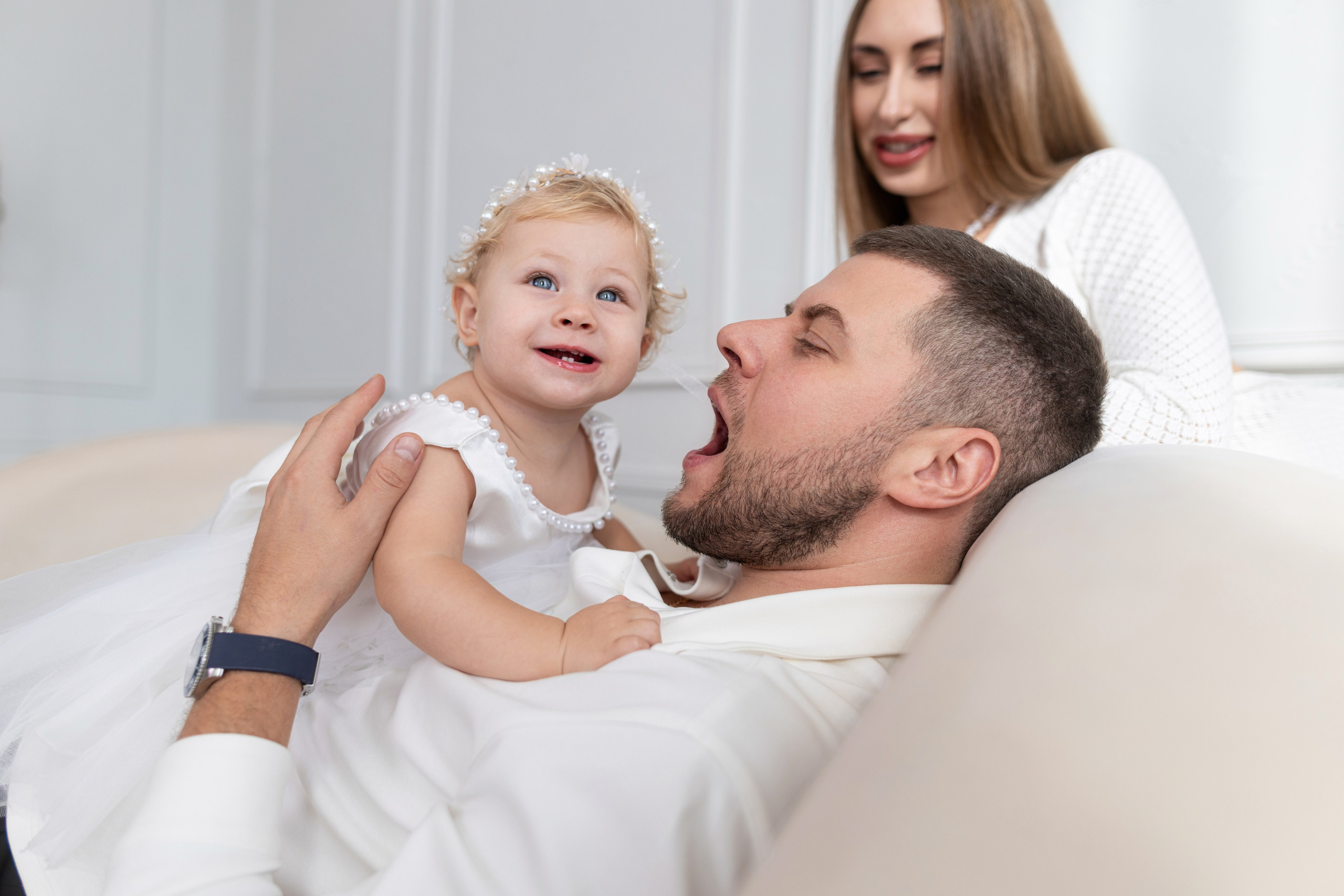 Семейная съемка для Яны и Дани в интерьере. Дмитрий Шульгин, портретный фотограф в Воронеже