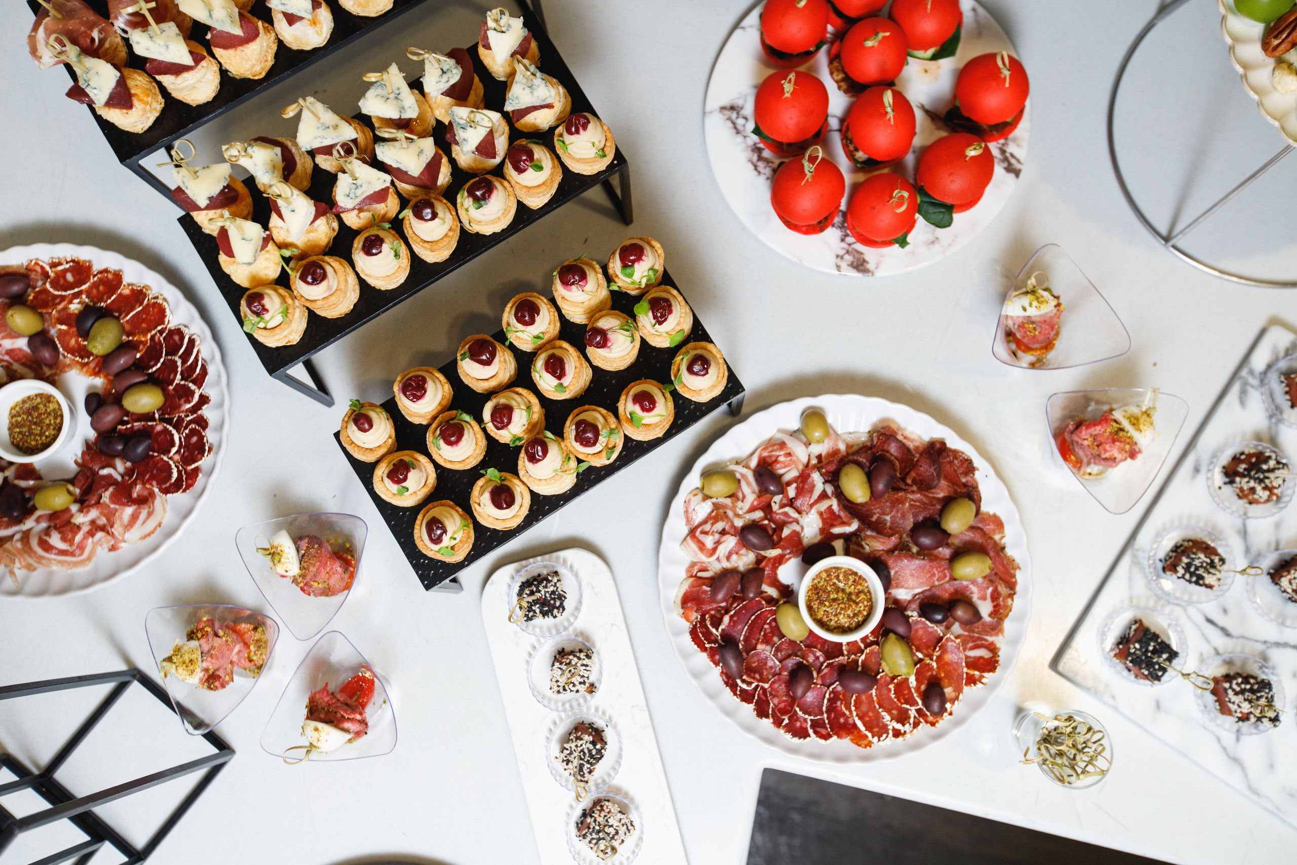 АМУР — Кейтеринг. СВОИ. ФОТООТЧЕТЫ-СОБЫТИЯ-МЕСТА