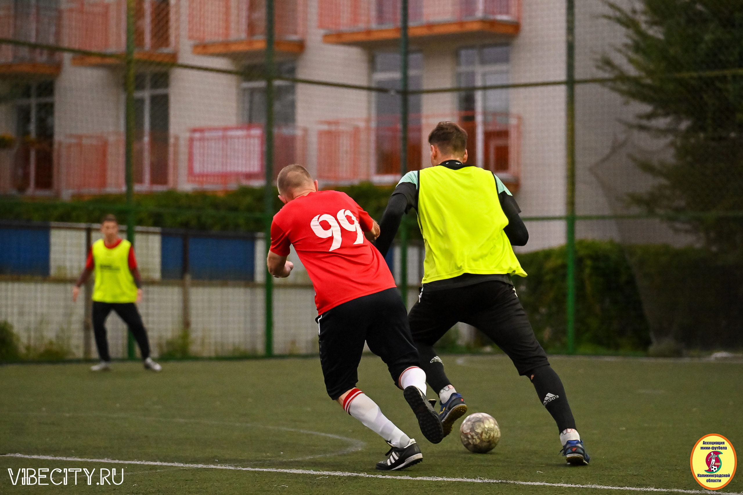 ИГРЫ МИНИ-ФУТБОЛЬНОЙ И КОРПОРАТИВНОЙ ЛИГИ. VIBECITY.RU Вайб Сити Ру Фоторепортажи Фотоотчеты Калининград