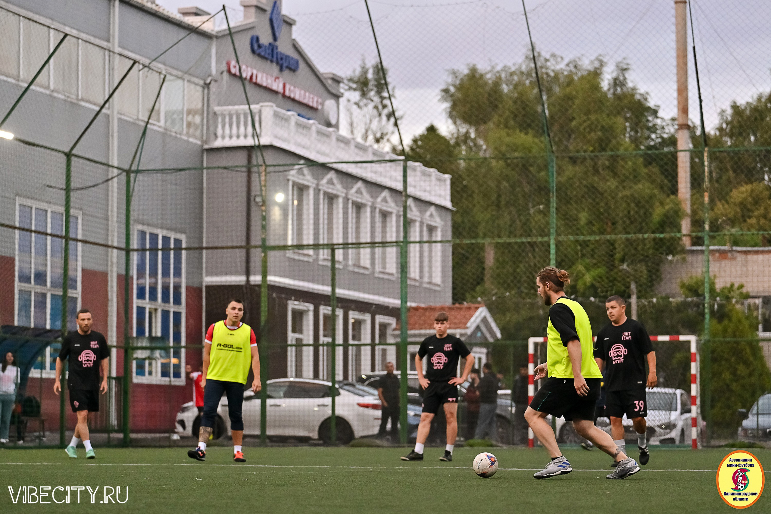 ИГРЫ МИНИ-ФУТБОЛЬНОЙ И КОРПОРАТИВНОЙ ЛИГИ. VIBECITY.RU Вайб Сити Ру Фоторепортажи Фотоотчеты Калининград