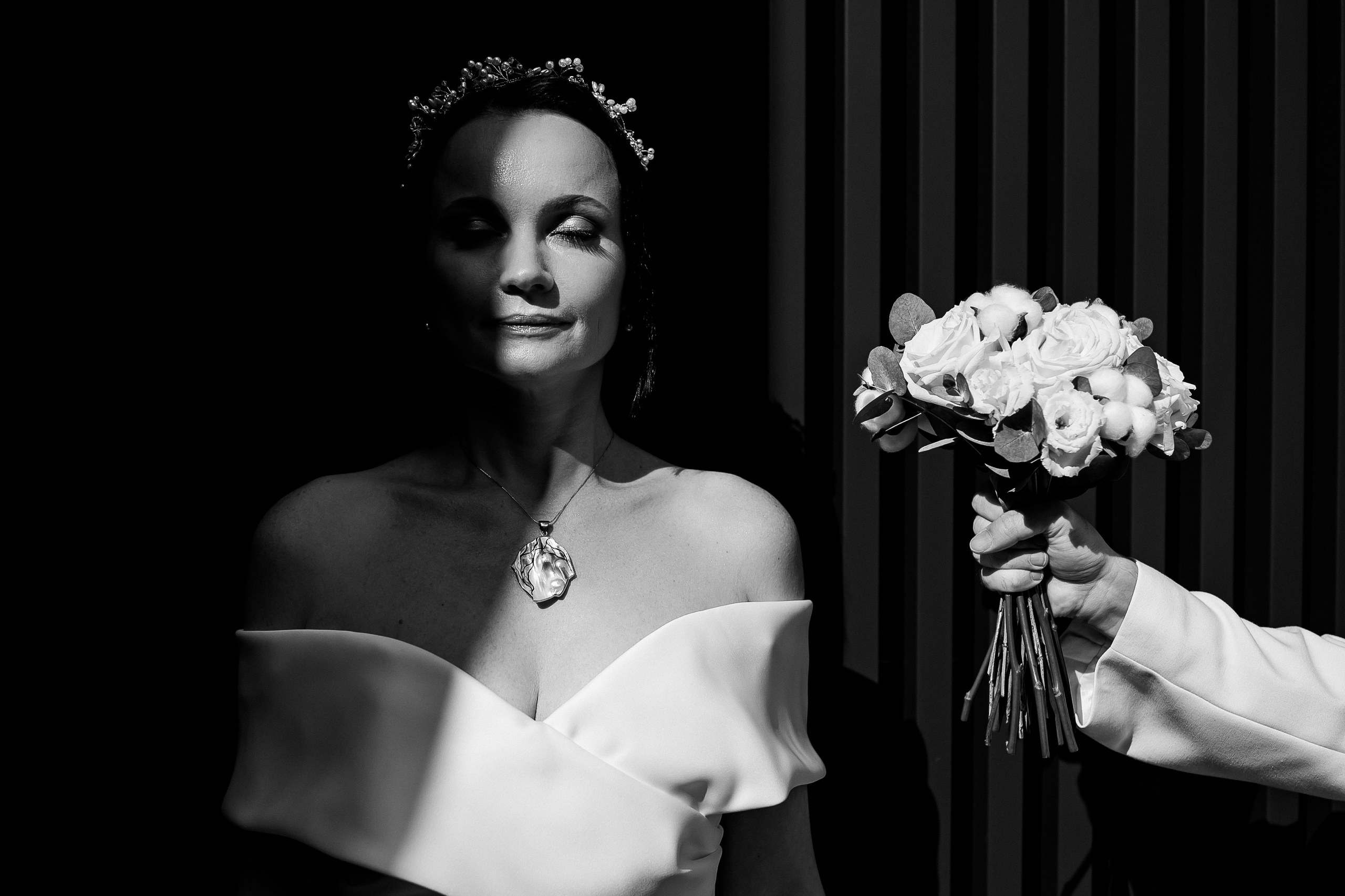 Интересный свадебный кадр в Усадьбе