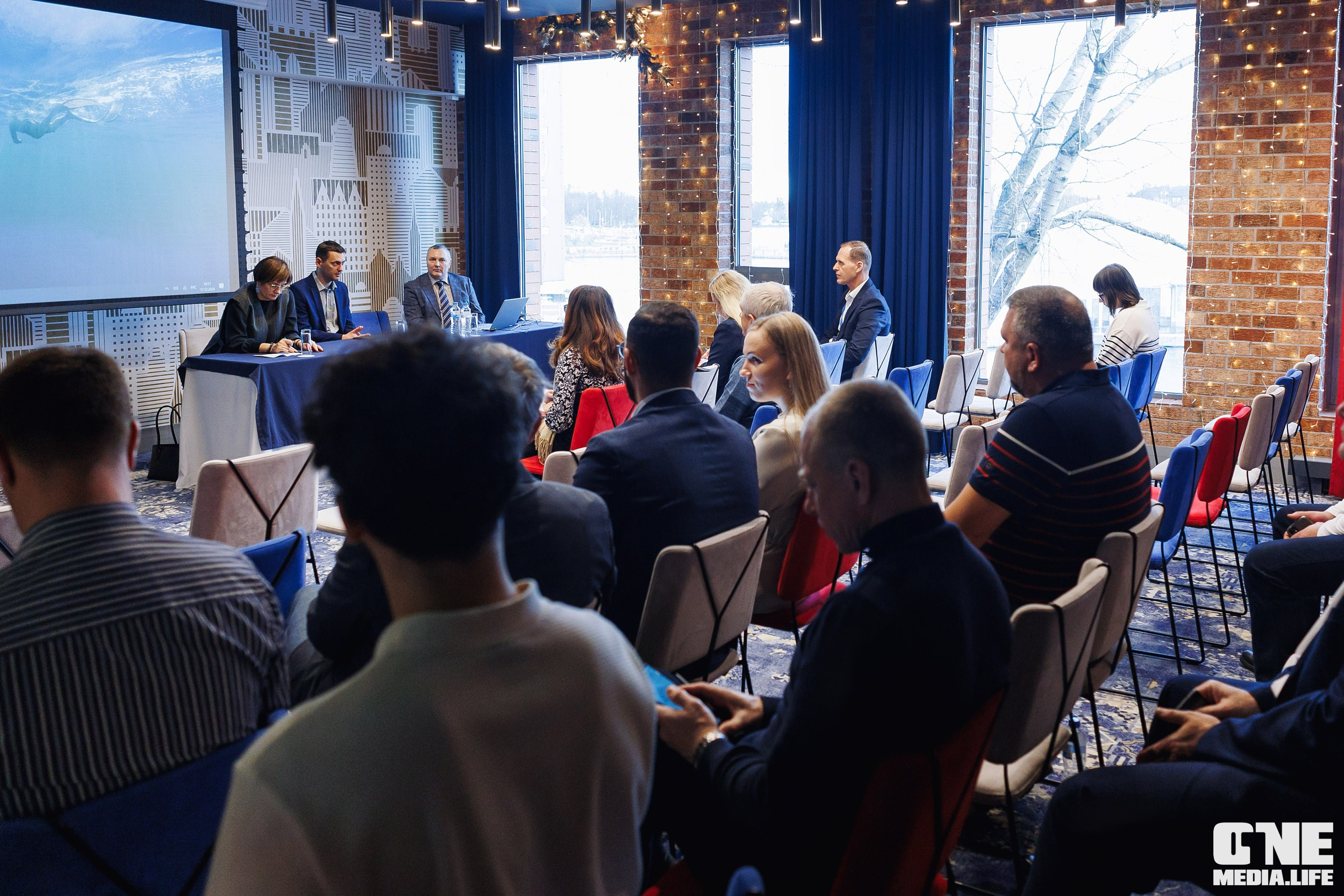 Мой Бизнес. Конференция кластерных инициатив. One Media Life: фоторепортажи, фотоотчеты с мероприятий и заведений