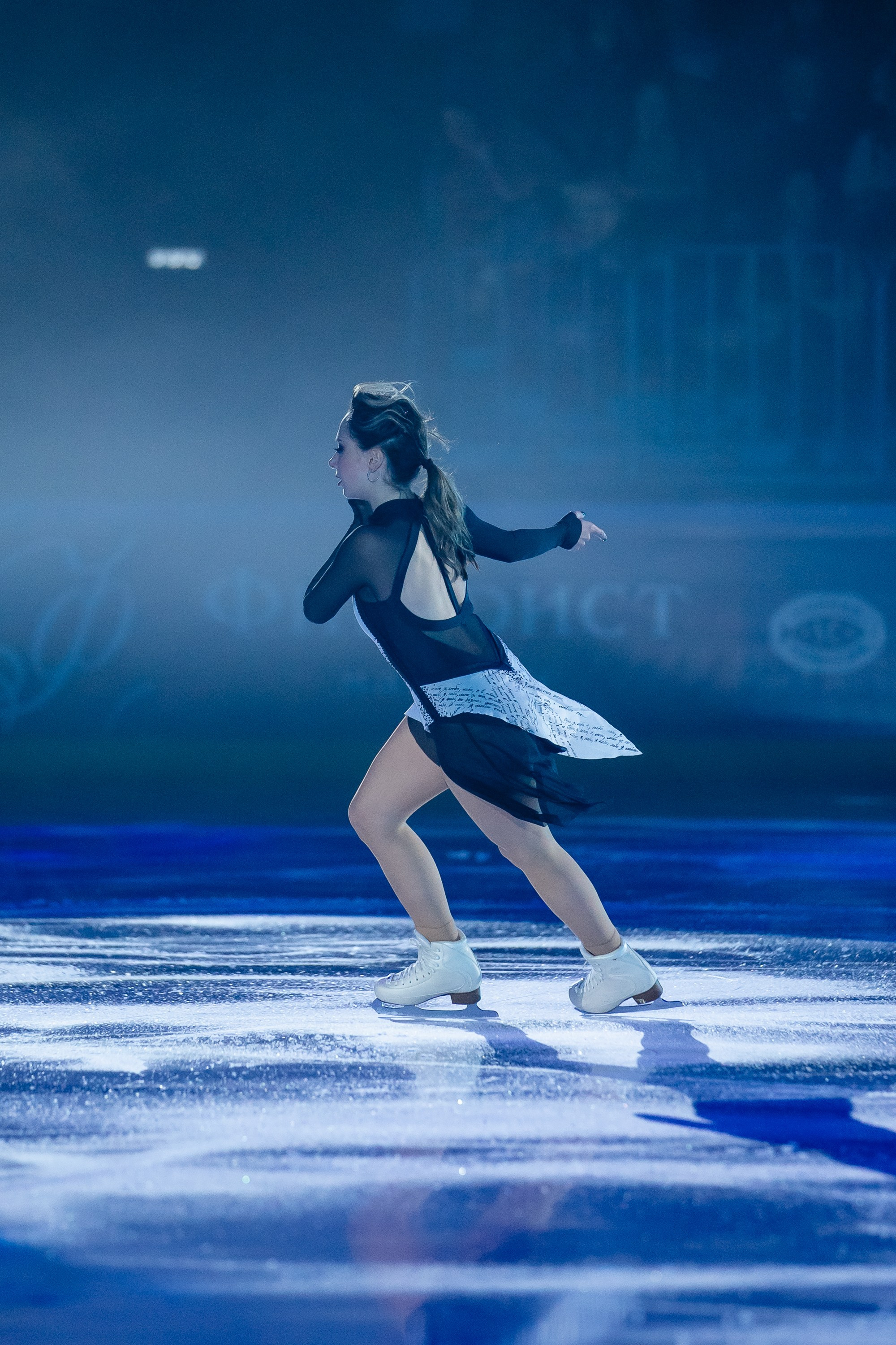 Шоу «Чемпионы на льду» в Новосибирске. Воробьева Ксения — Спортивный и танцевальный фотограф Новосибирск
