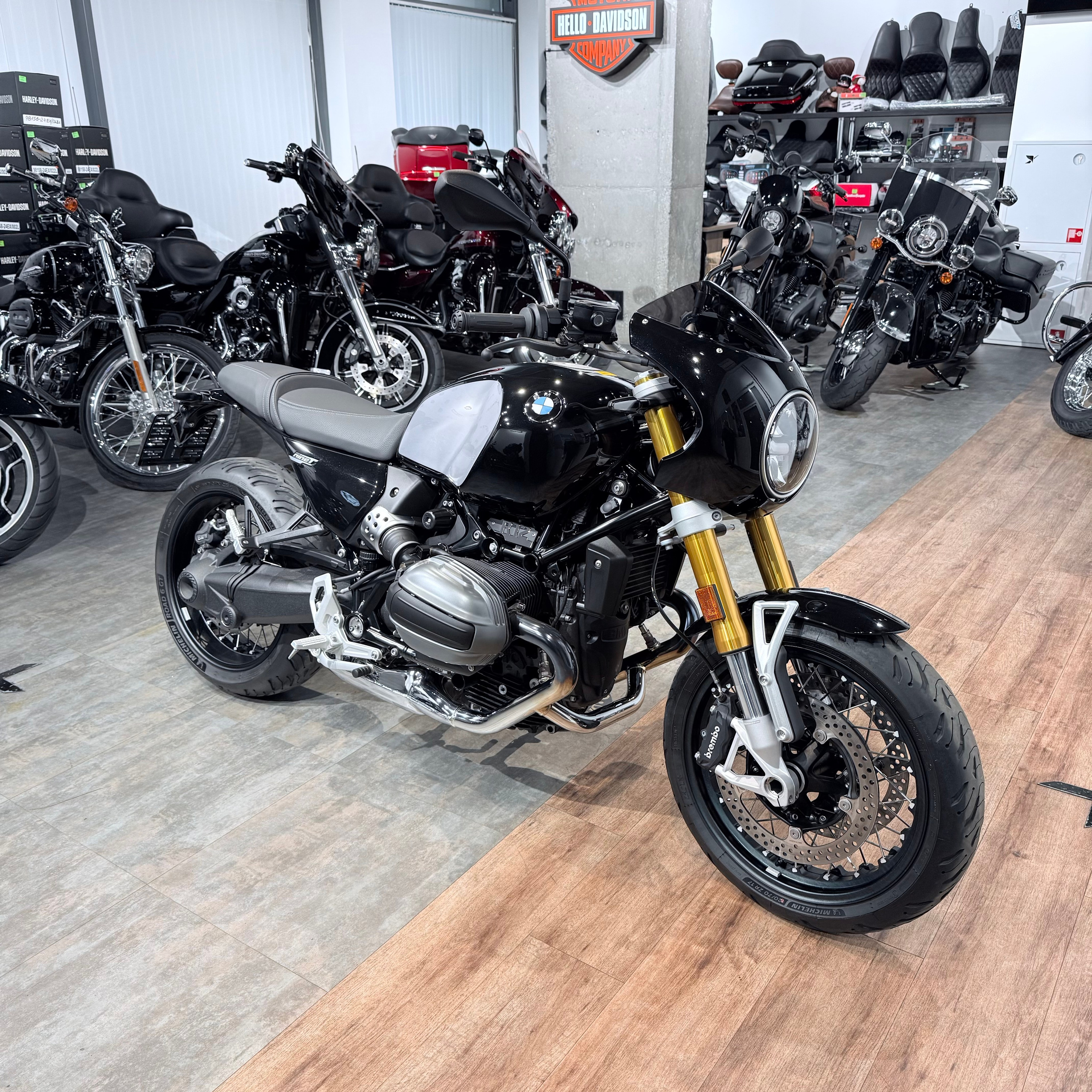 2025 BMW R12 R Nine T Blасk Stоrm. Hello Davidson, Москва. Только хорошие мотоциклы…