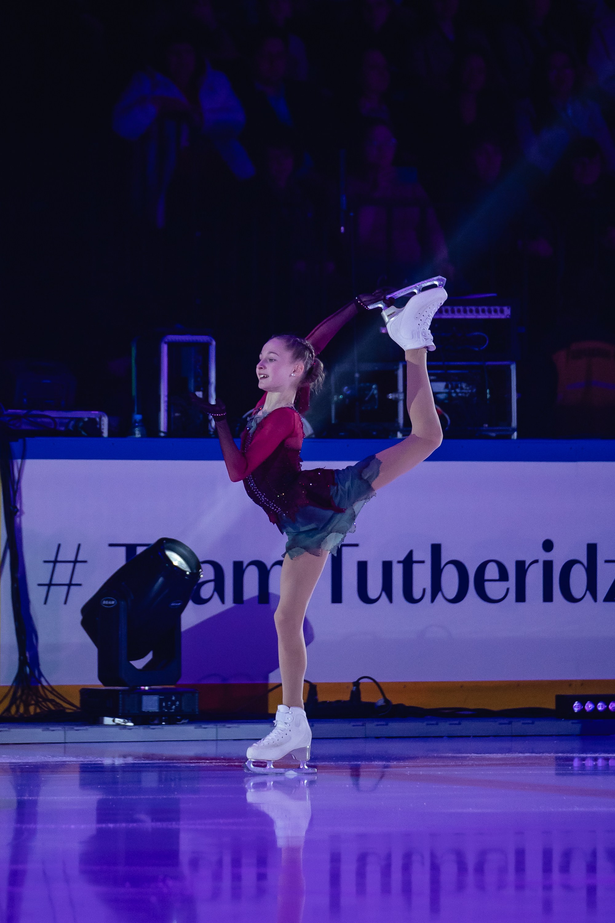 Шоу «Чемпионы на льду» в Новосибирске. Воробьева Ксения — Спортивный и танцевальный фотограф Новосибирск