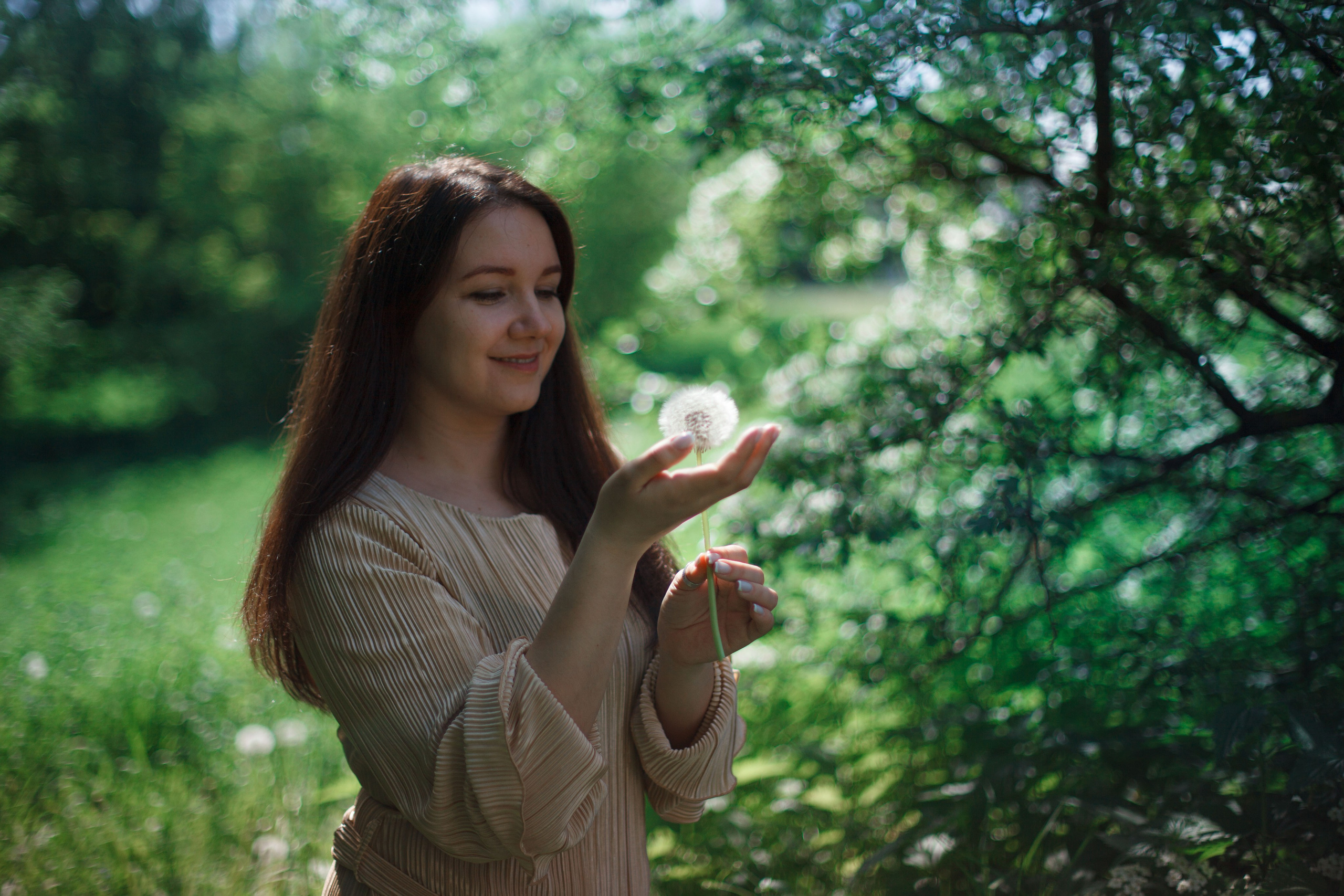 Прекрасная Ксения в цветении. Фотограф для вас и вашего бизнеса в Москве Альбина Никифоров