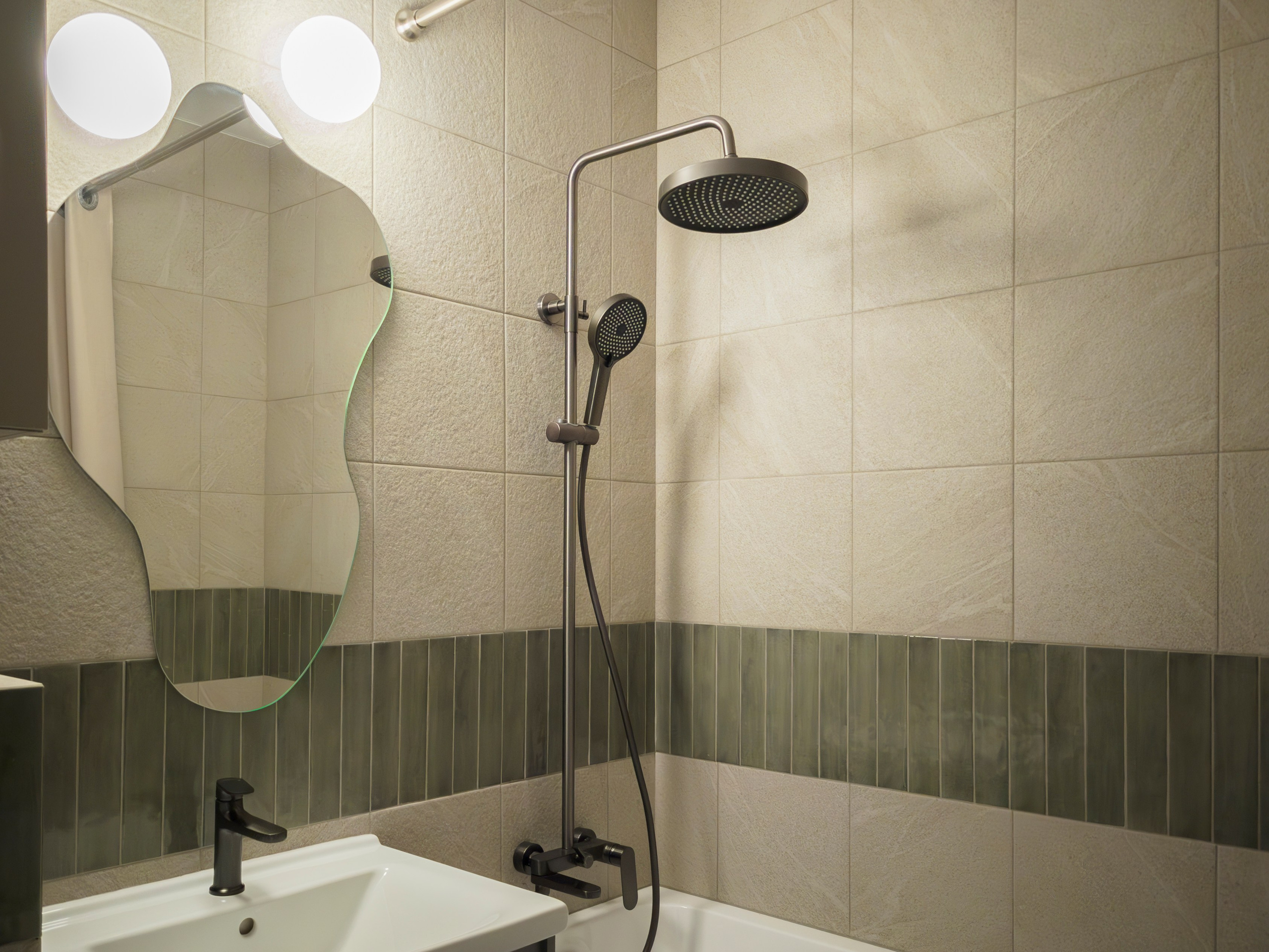 Квартира с природными мотивами для зумеров. Хоумстейджинг и дизайн. Екатеринбург