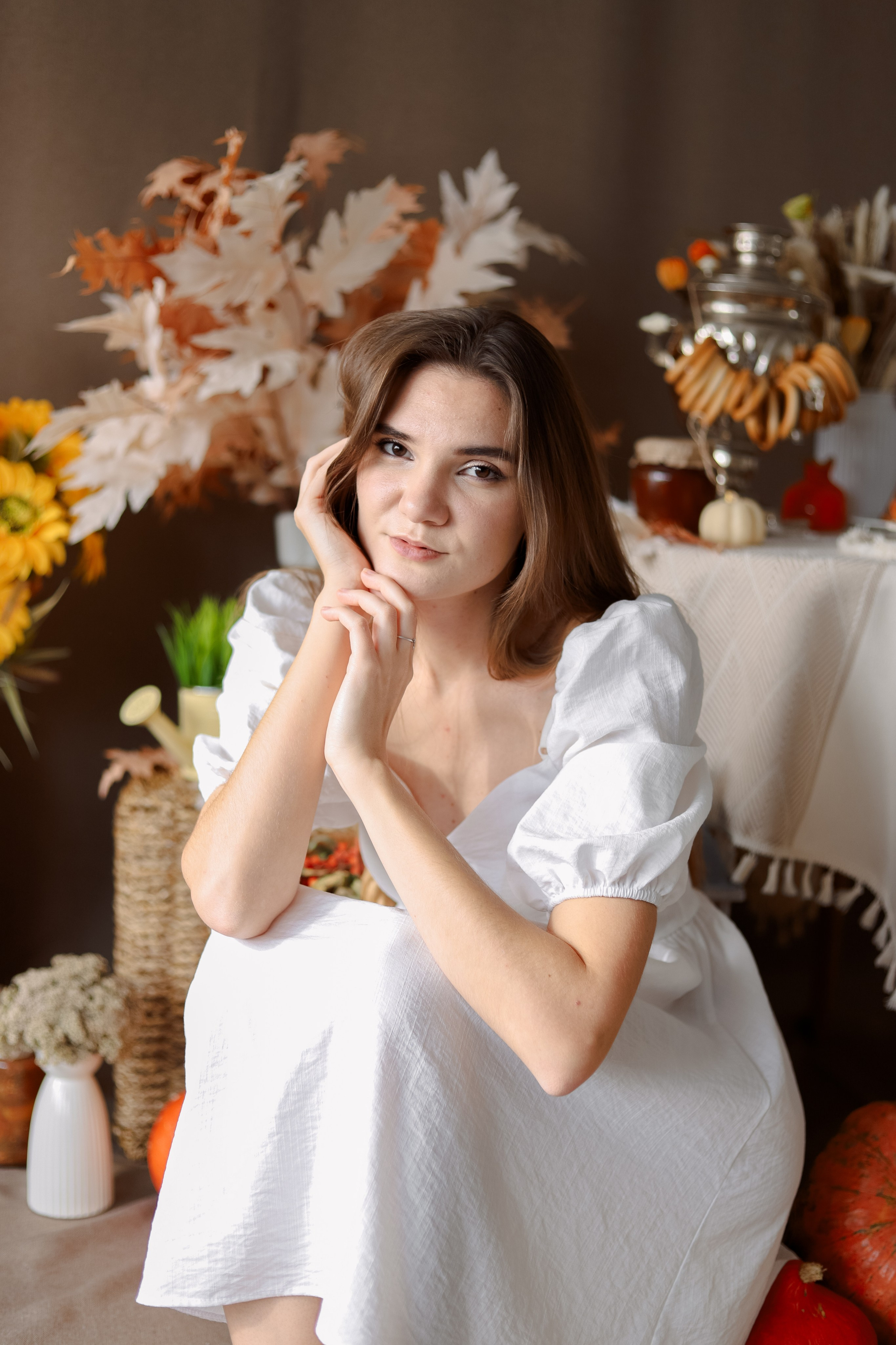 Фотодень в зале «Caramel» в осенних декорациях. Фотостудия LIGHT в Люберцах