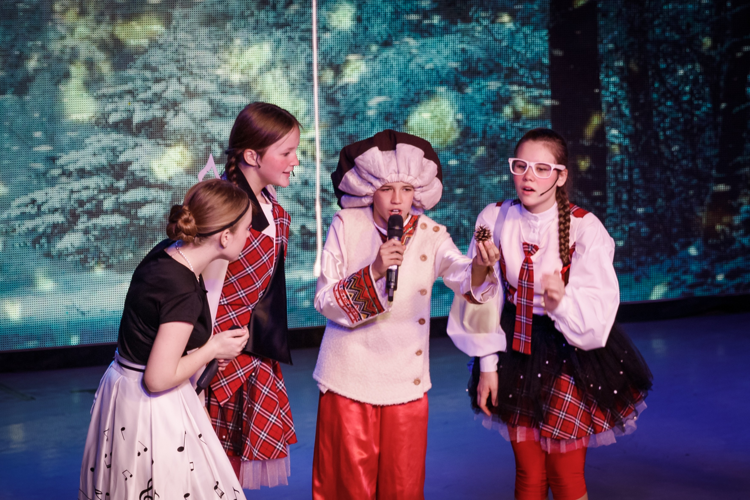 Новый год МЭЦ артстудия Успех. Марина Ушакова. Фотограф. Выпускные альбомы. г. Краснодар