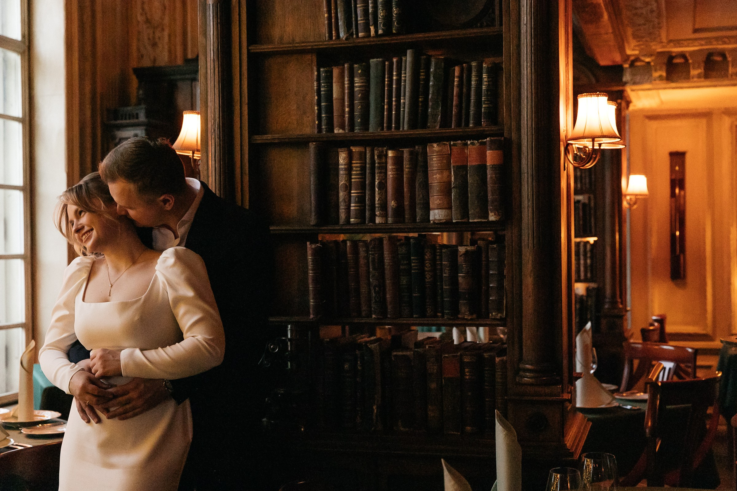 Роспись в Барвихе и свадьба в кафе «ПушкинЪ». Свадебный фотограф в Москве Элина Ларченкова. Фото, которые цепляют