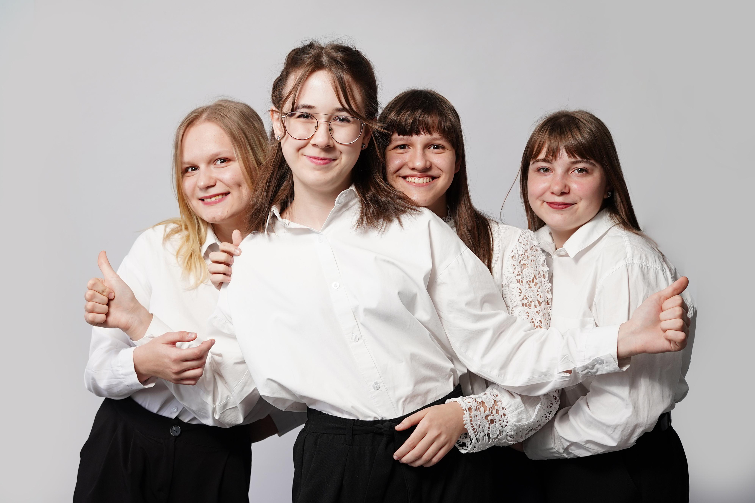 MEMENTO.Выпускные альбомы, школьные, юбилейные и другие книги. Ростов-на-Дону