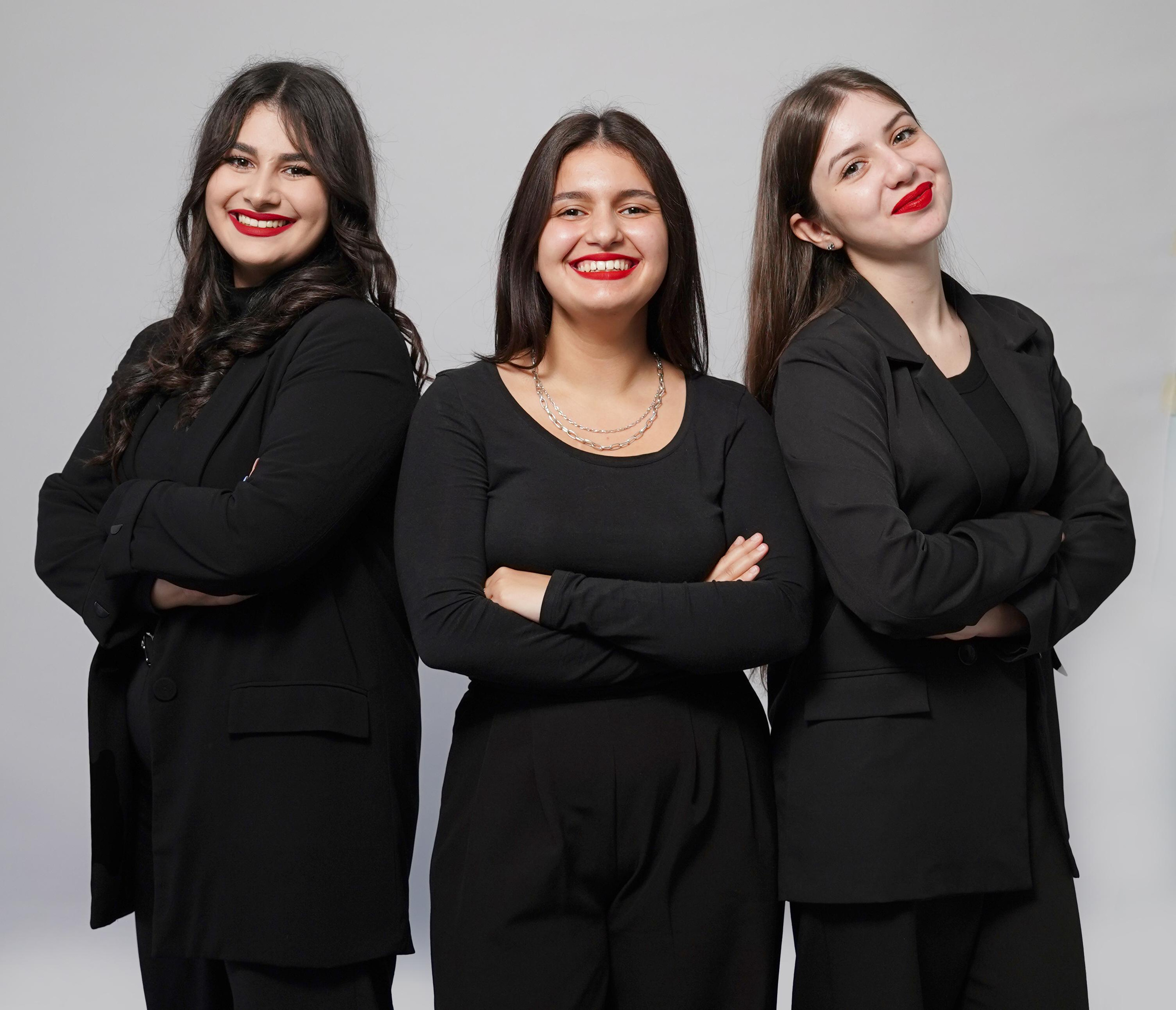 MEMENTO.Выпускные альбомы, школьные, юбилейные и другие книги. Ростов-на-Дону