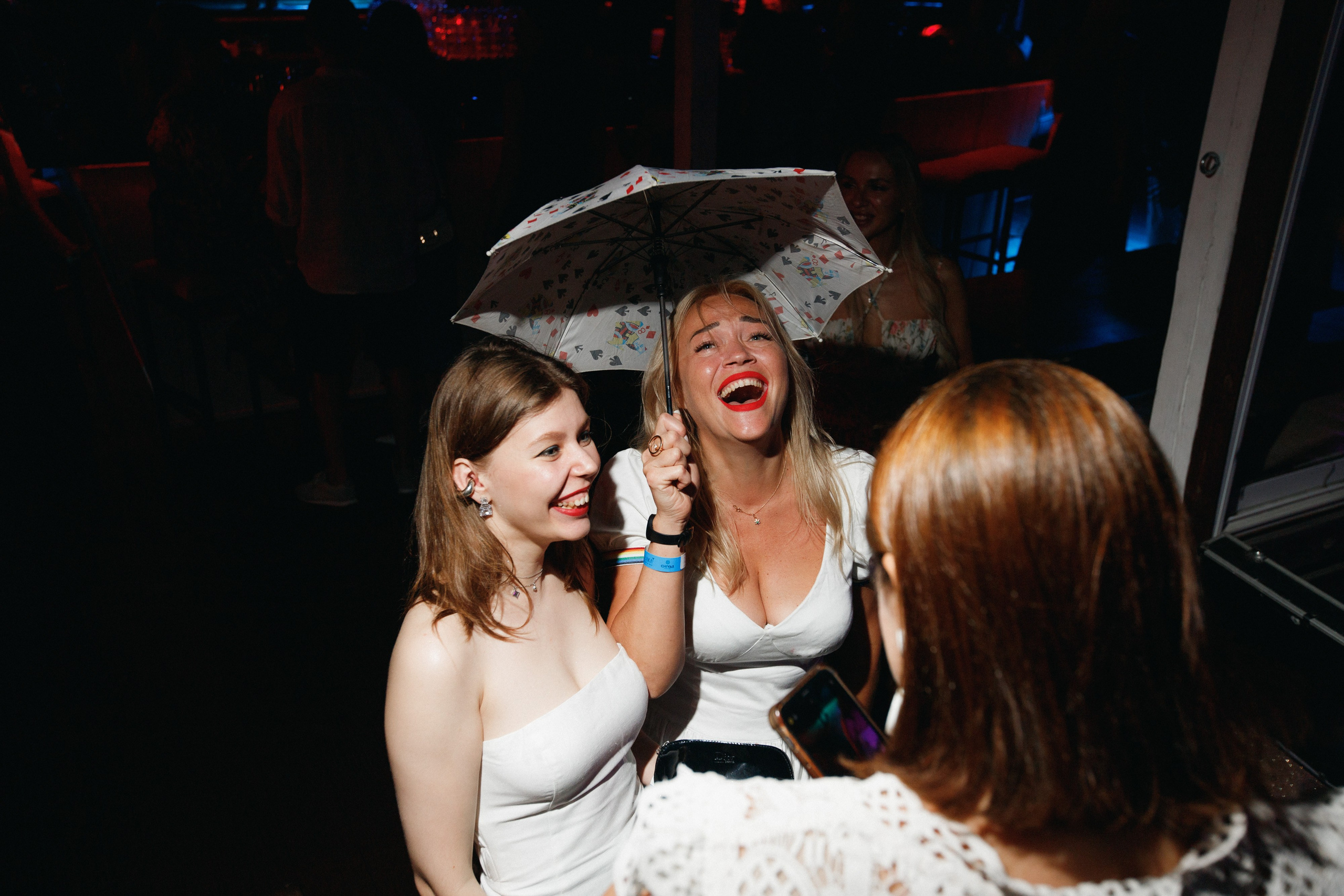 СОБРАНИЕ — ПРЕЗЕНТАЦИЯ НОВОГО НОМЕРА. СВОИ. ФОТООТЧЕТЫ-СОБЫТИЯ-МЕСТА